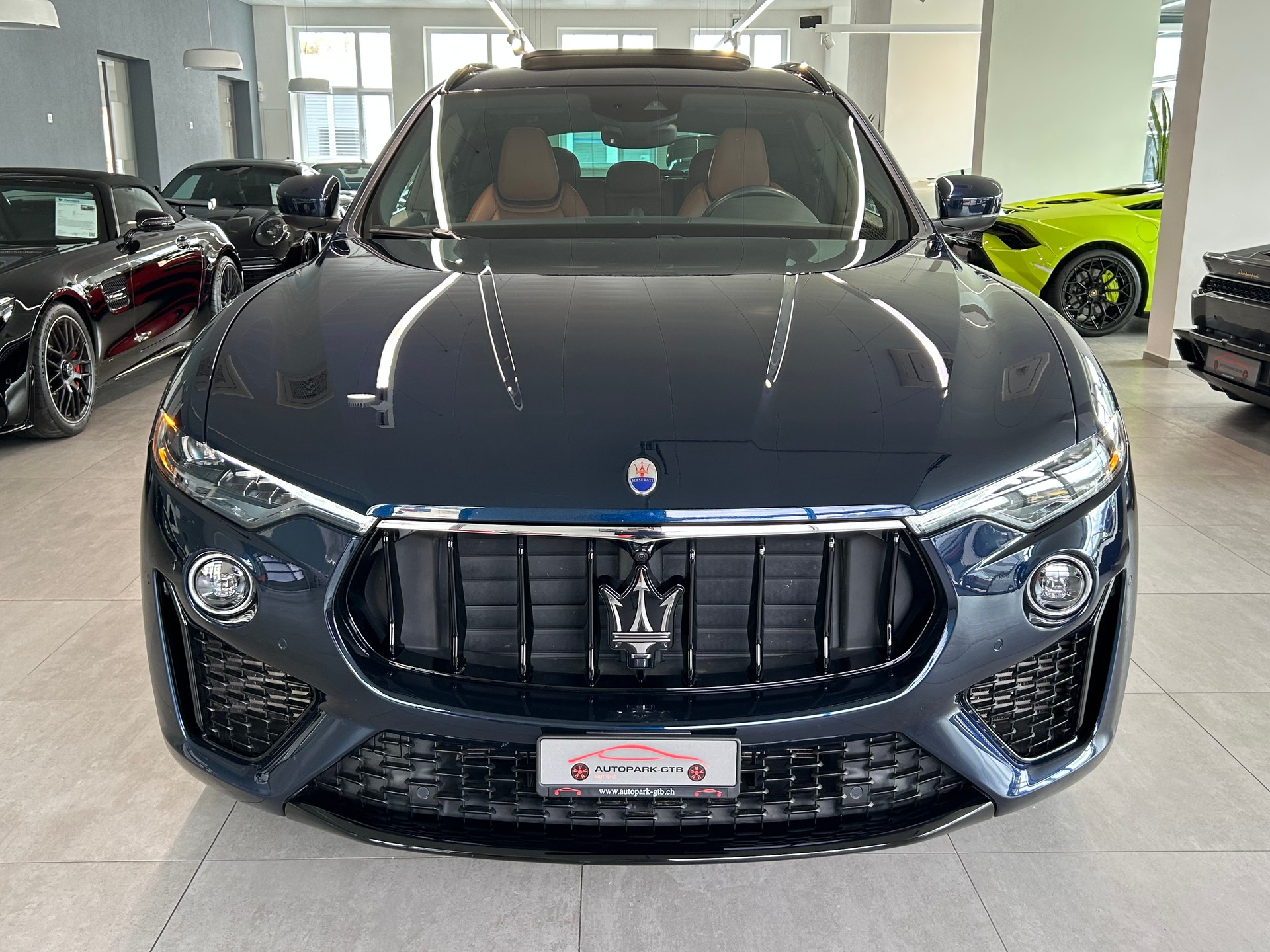 MASERATI Levante S 3.0 V6 GranSport Automatica-image-4