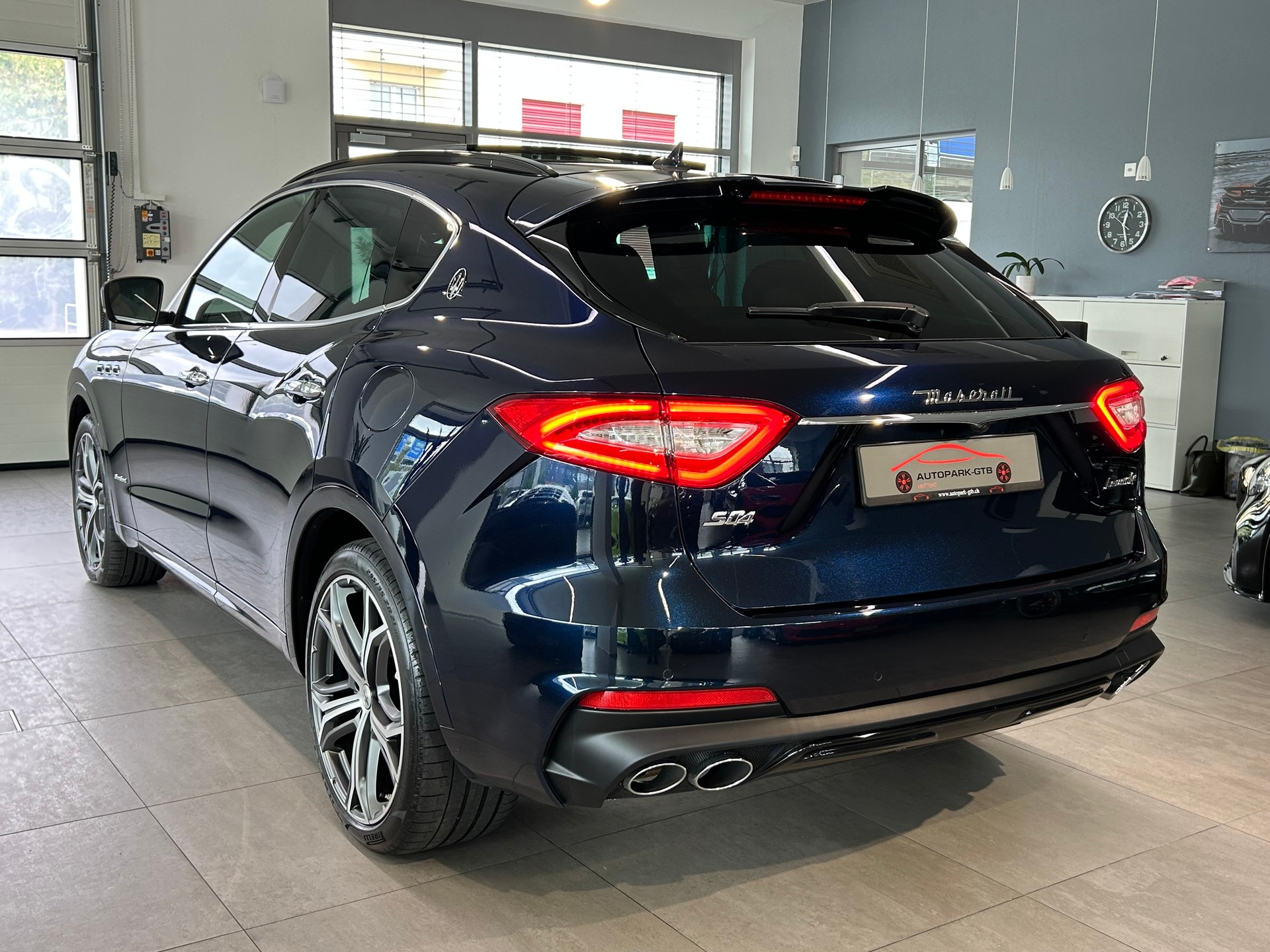 MASERATI Levante S 3.0 V6 GranSport Automatica-image-5
