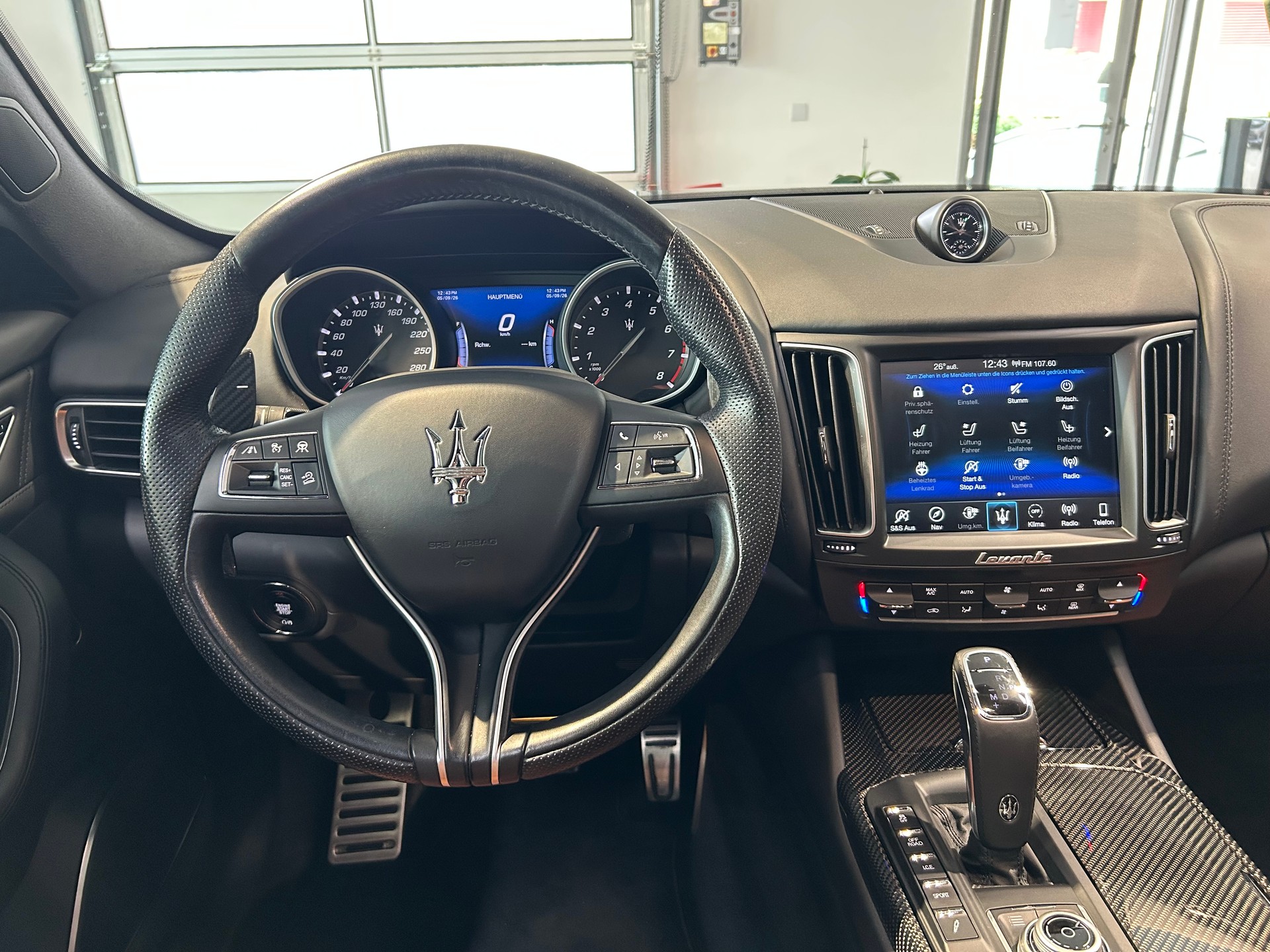 MASERATI Levante S 3.0 V6 GranSport Automatica-image-19