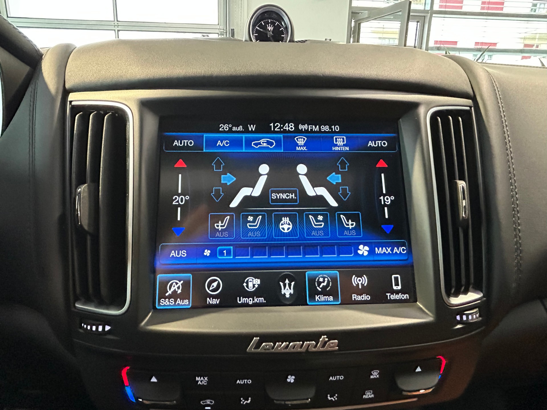 MASERATI Levante S 3.0 V6 GranSport Automatica-image-26