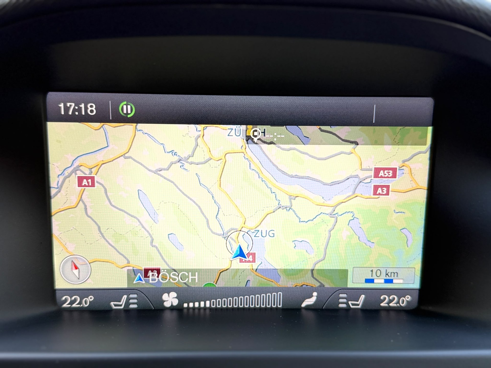 VOLVO V70 2.4 D5 Kinetic AWD-image-15