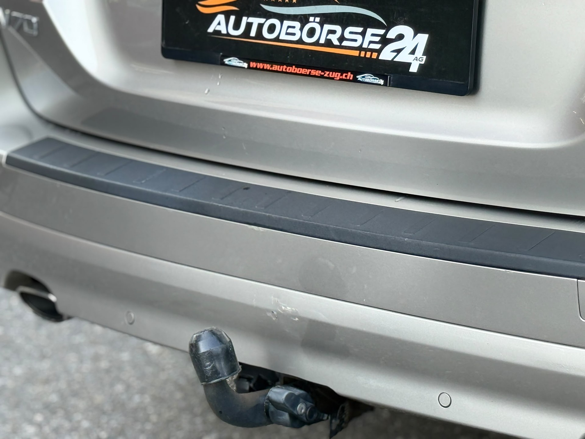 VOLVO V70 2.4 D5 Kinetic AWD-image-16