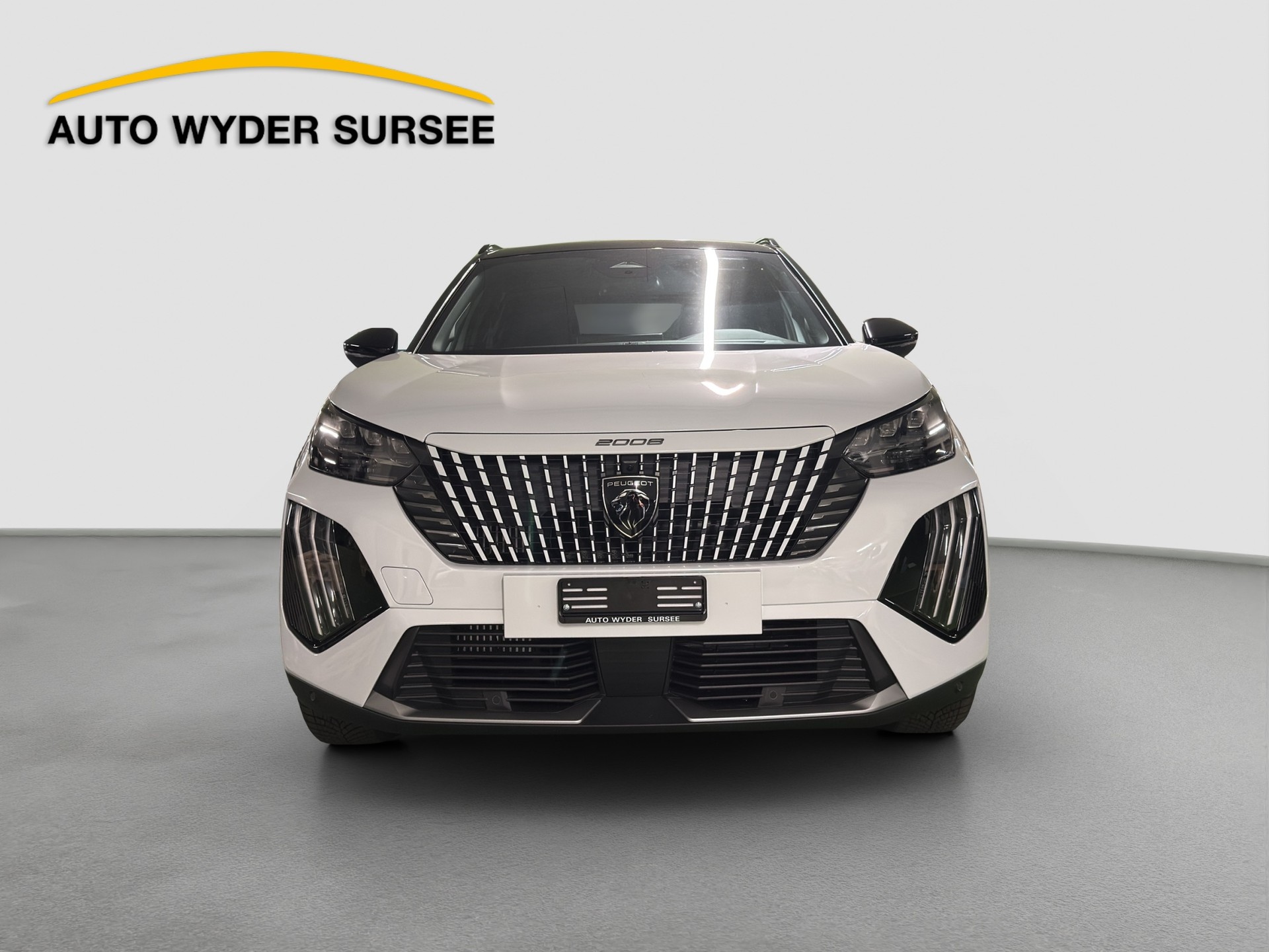 PEUGEOT 2008 1.2 Hybrid 145 GT Exclusive-image-1