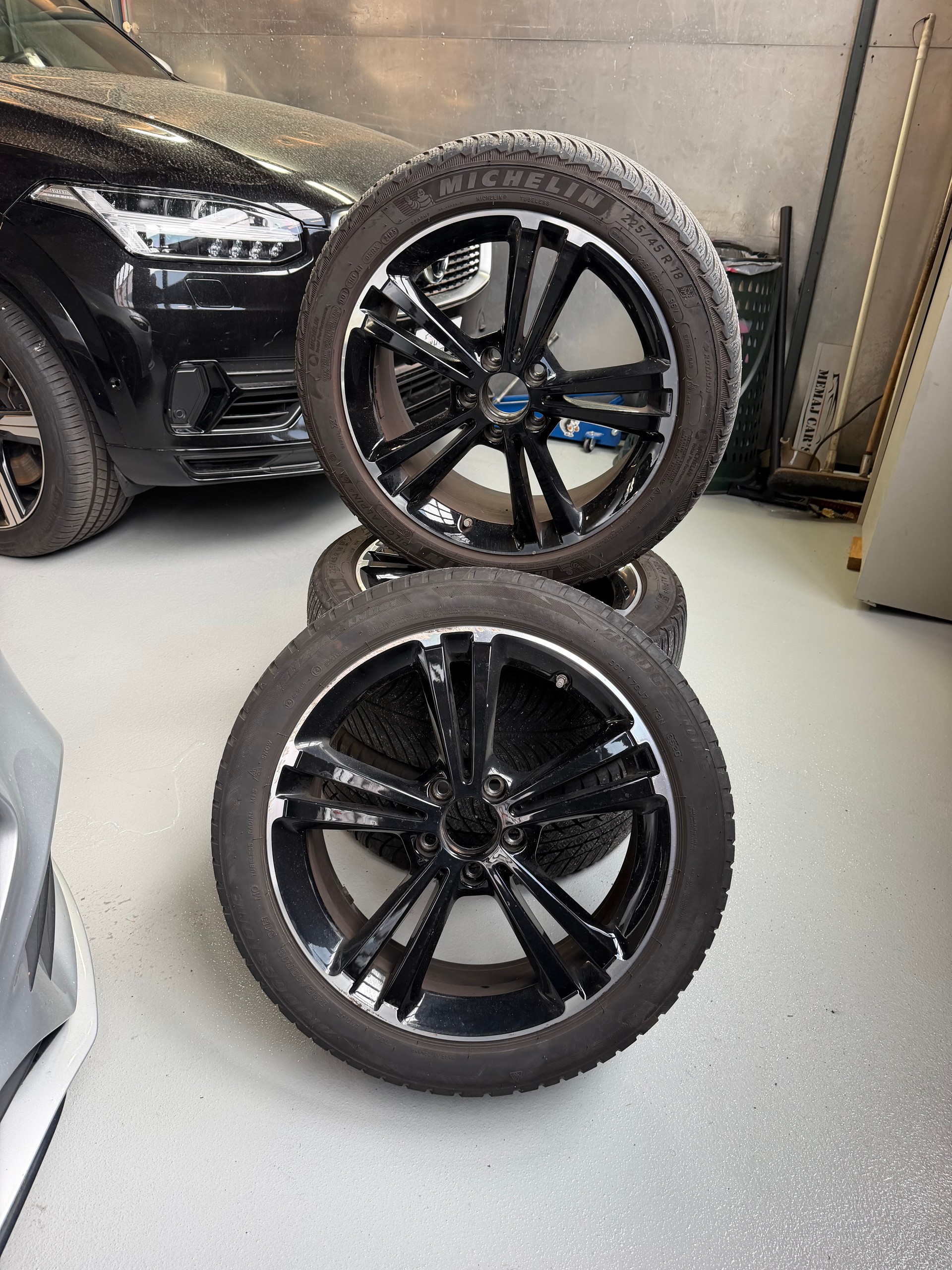 MERCEDES-BENZ B 250 4Matic AMG Line Pano Frisch MFK-image-19