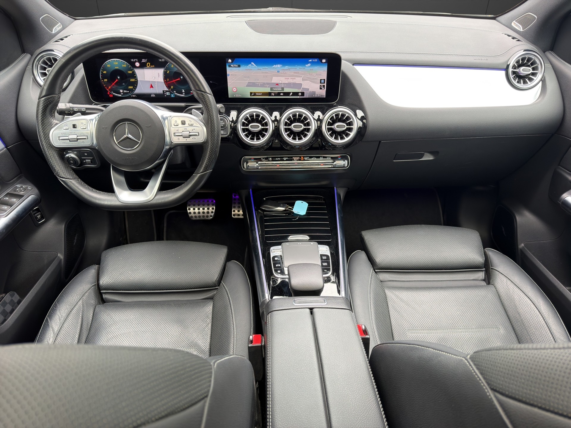 MERCEDES-BENZ B 250 4Matic AMG Line Pano Frisch MFK-image-8