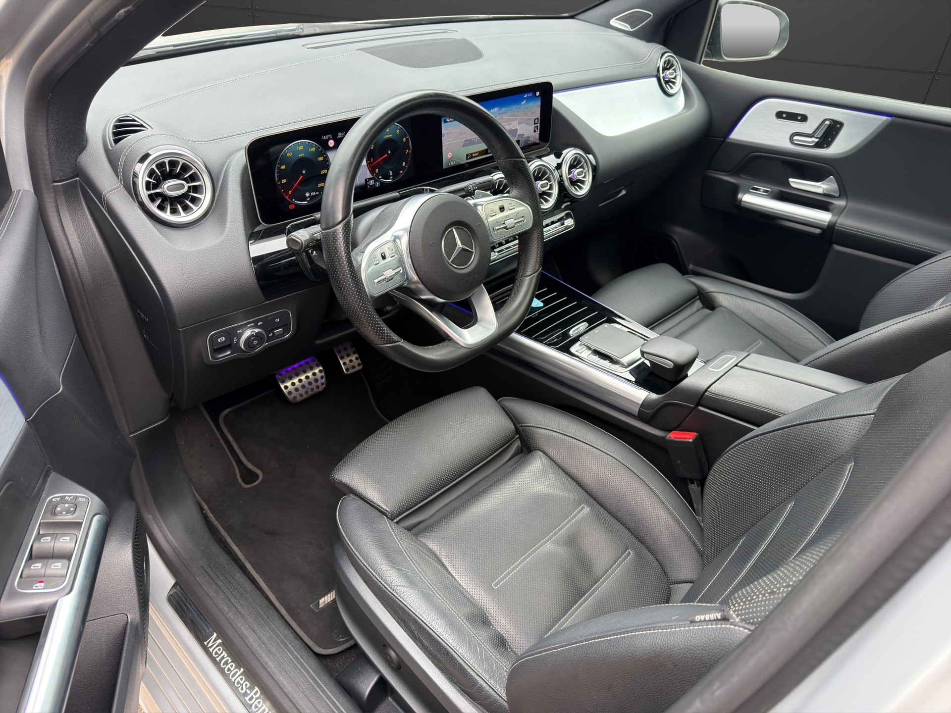MERCEDES-BENZ B 250 4Matic AMG Line Pano Frisch MFK-image-10