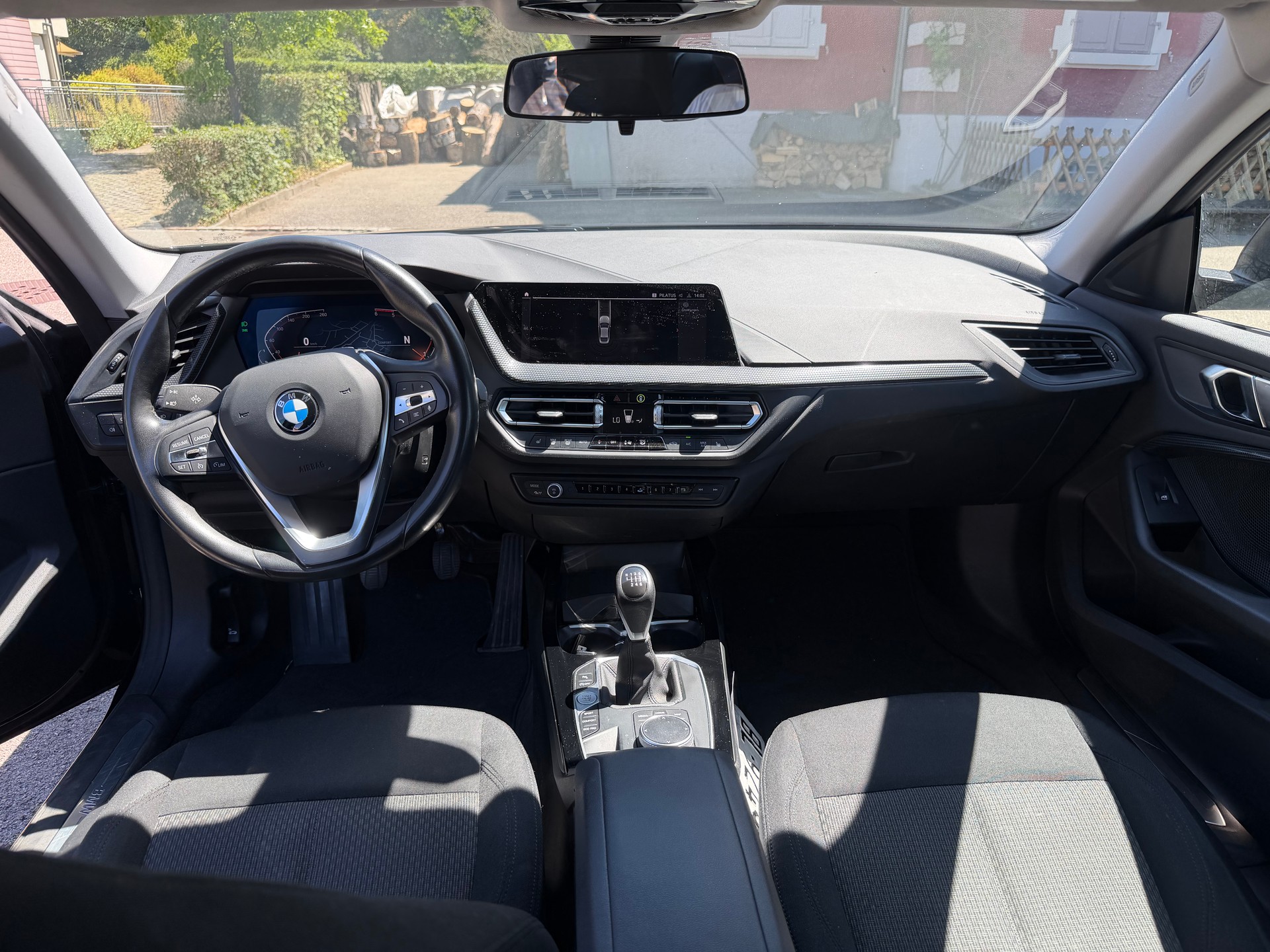 BMW 218d Gran Coupé Sport Line-image-8