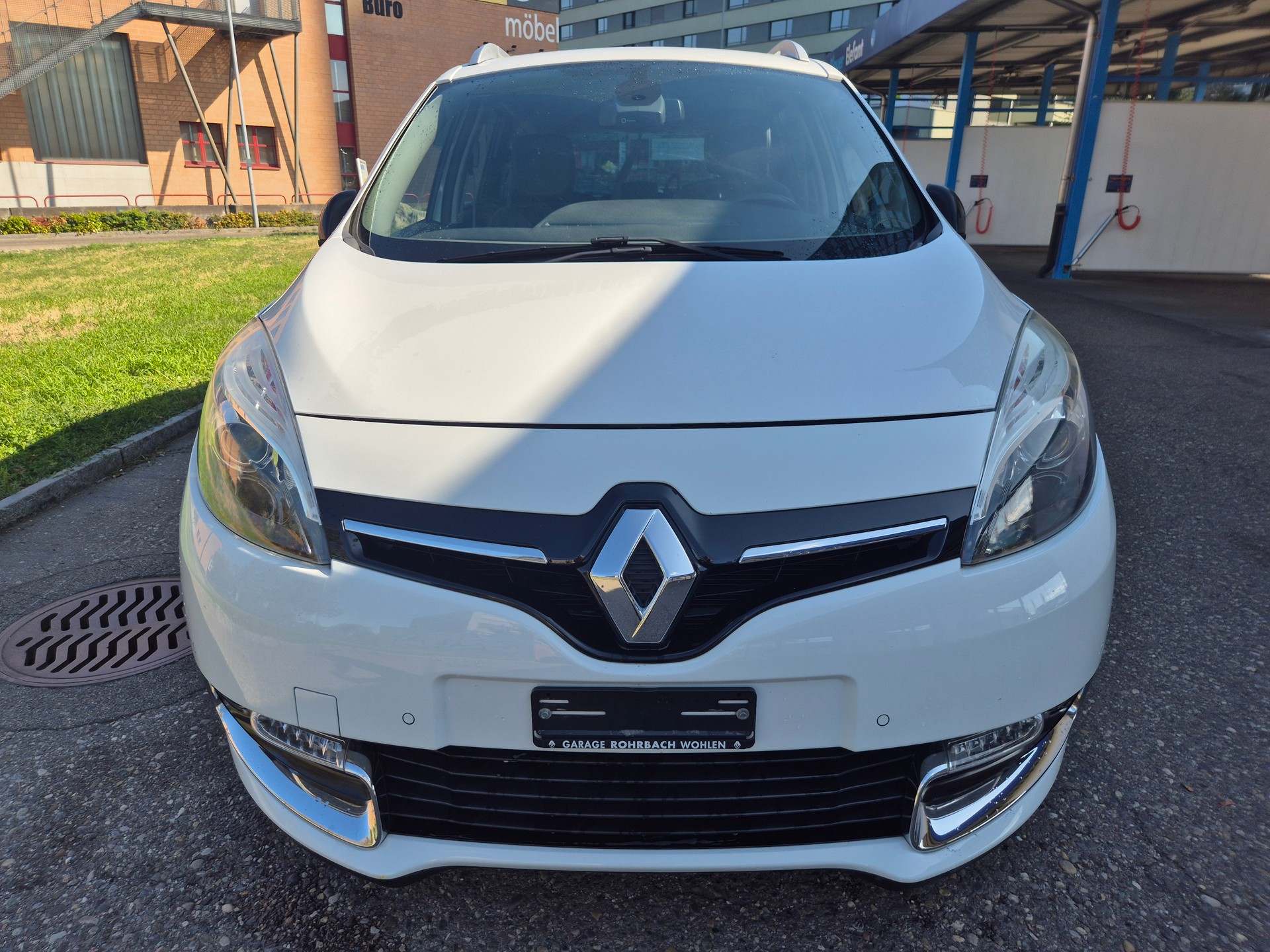 RENAULT Grand Scénic 1.2 16V Turbo Expression-image-2