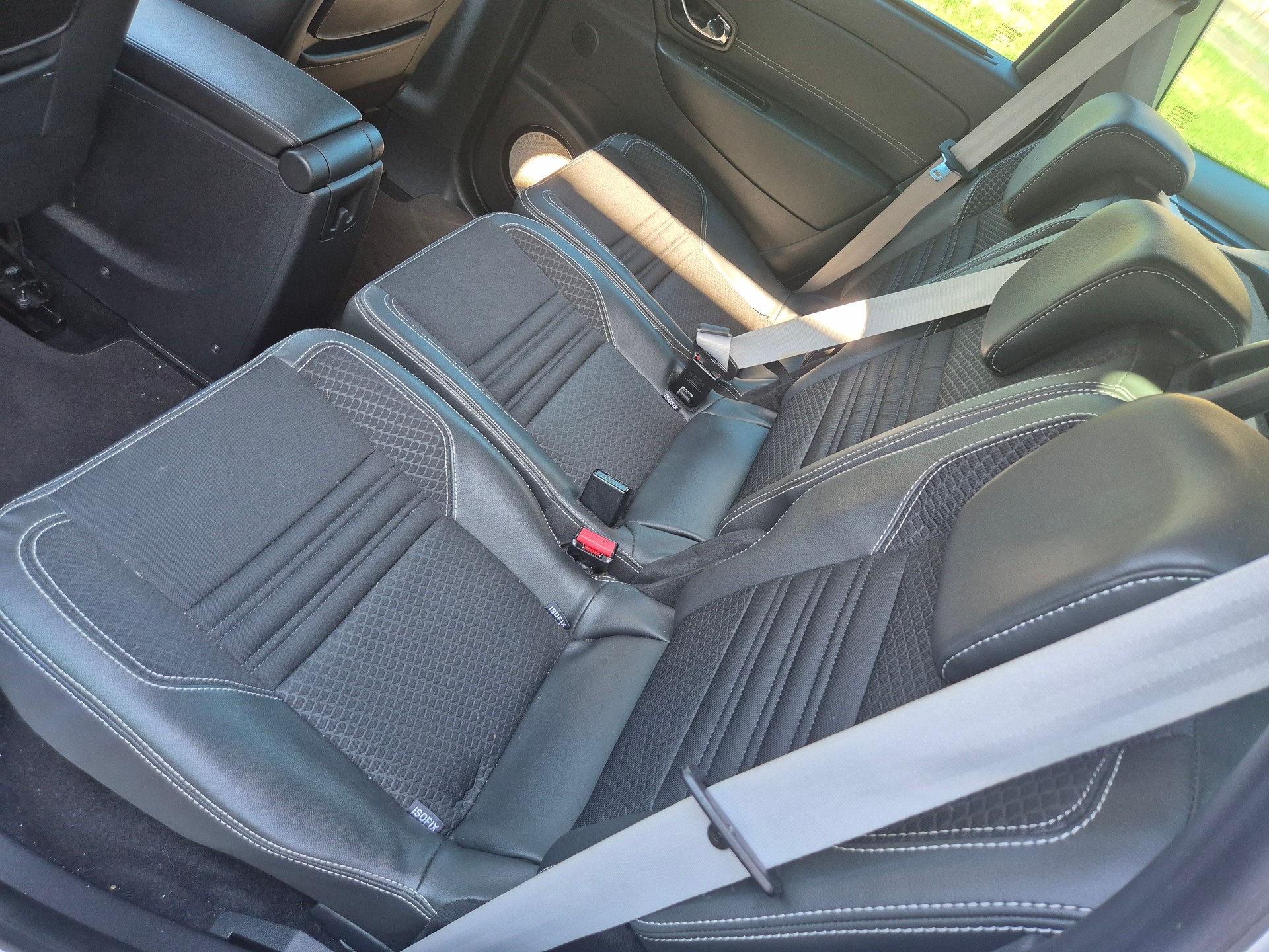 RENAULT Grand Scénic 1.2 16V Turbo Expression-image-9