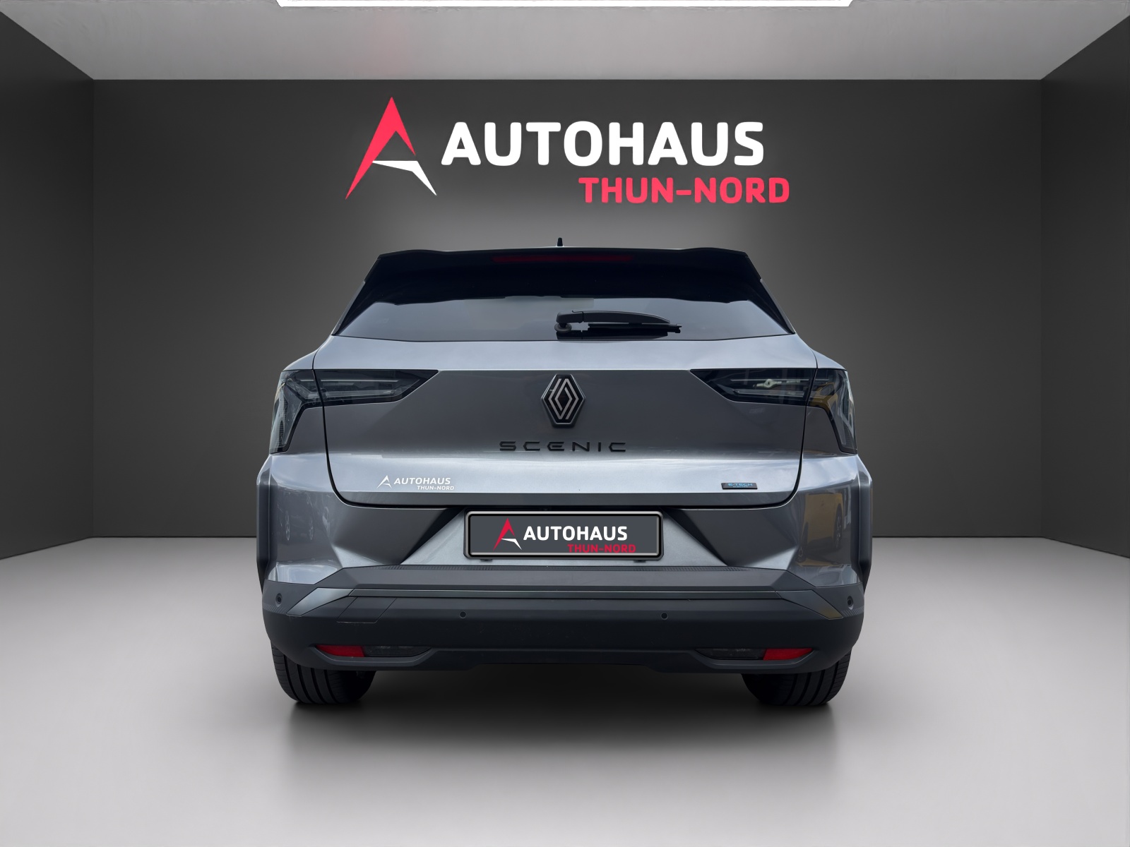 RENAULT Scénic E-Tech esprit Alpine-showroom-element-3