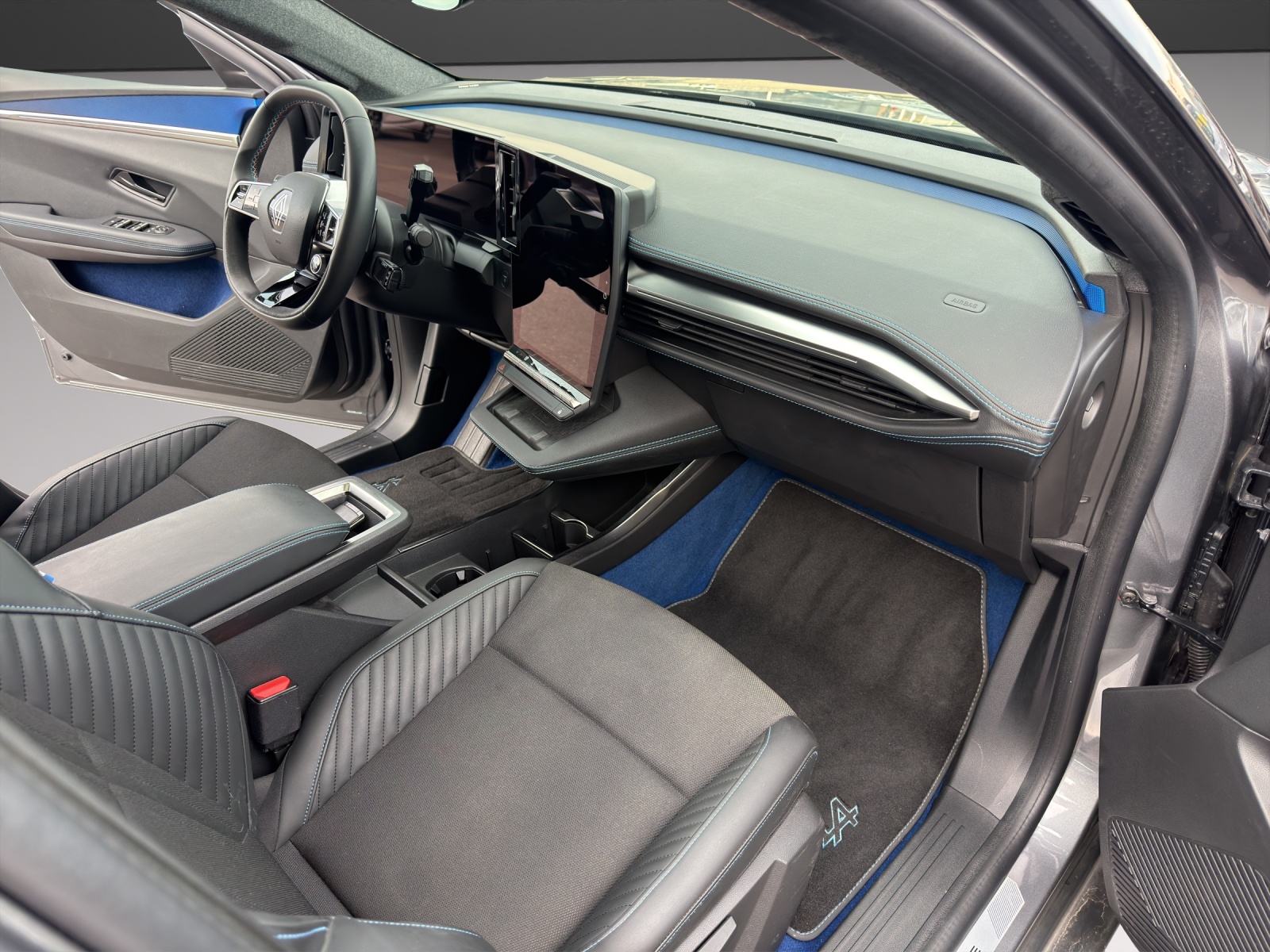 RENAULT Scénic E-Tech esprit Alpine-image-8
