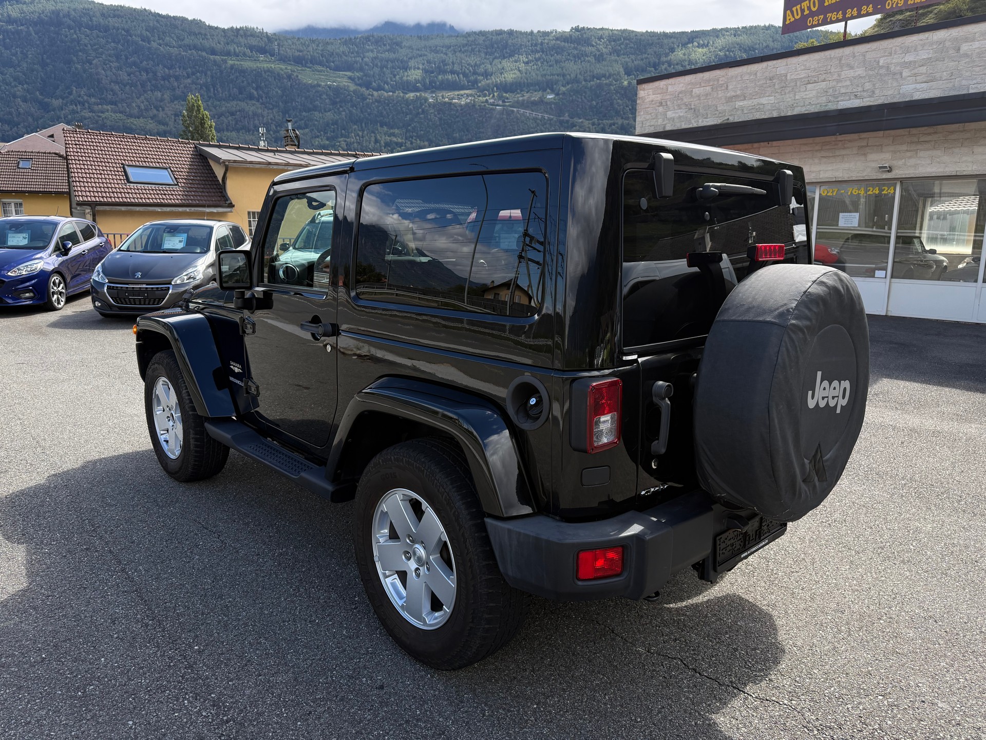 JEEP Wrangler 2.8 CRD Sahara Automatic hardtop-image-8