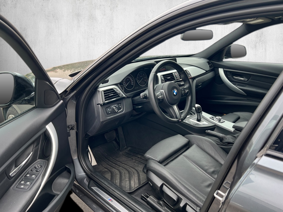 BMW 330d xDrive Touring Steptronic-image-8