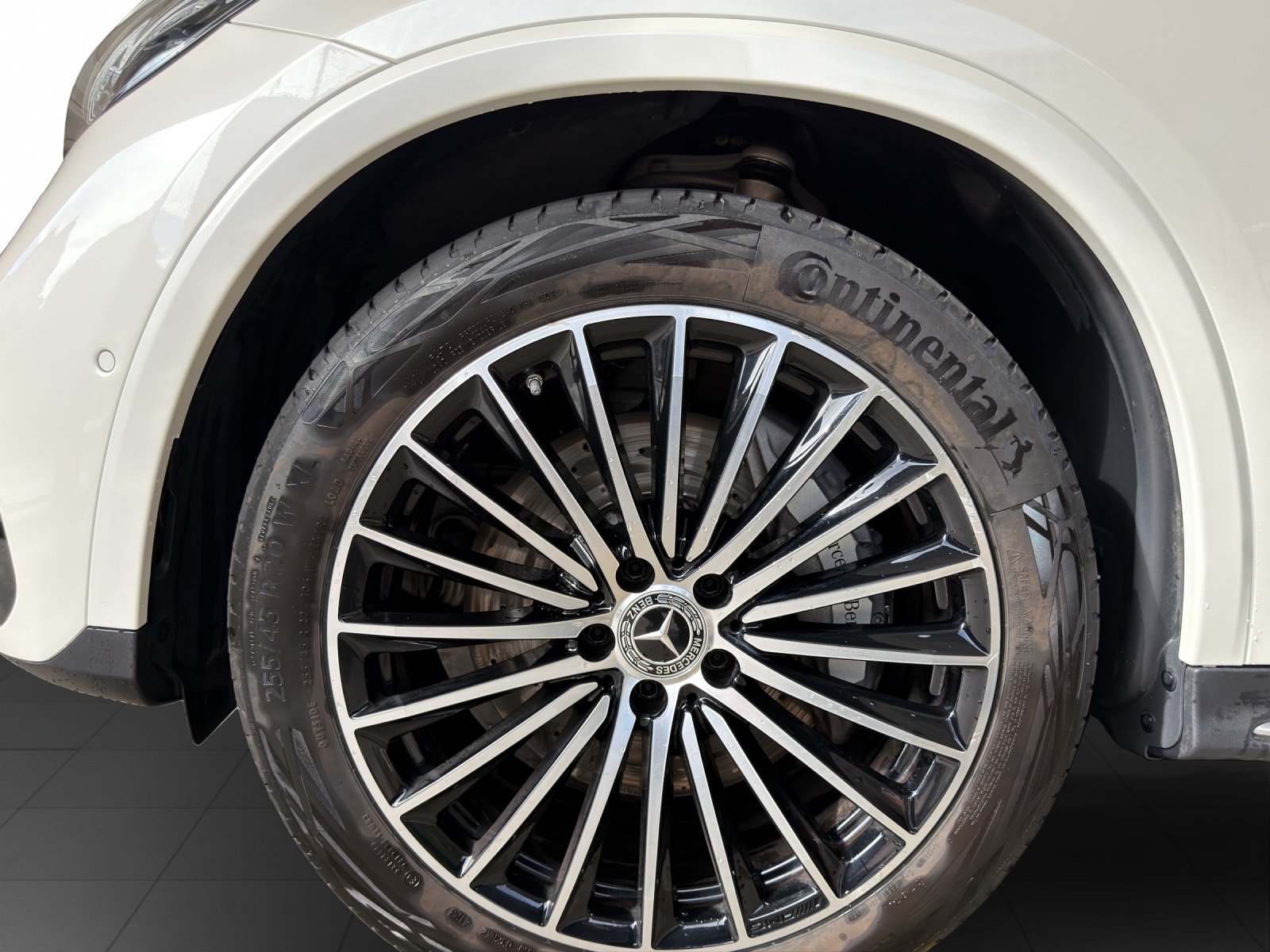 MERCEDES-BENZ GLC 220 d 4Matic 9G-Tronic-image-6