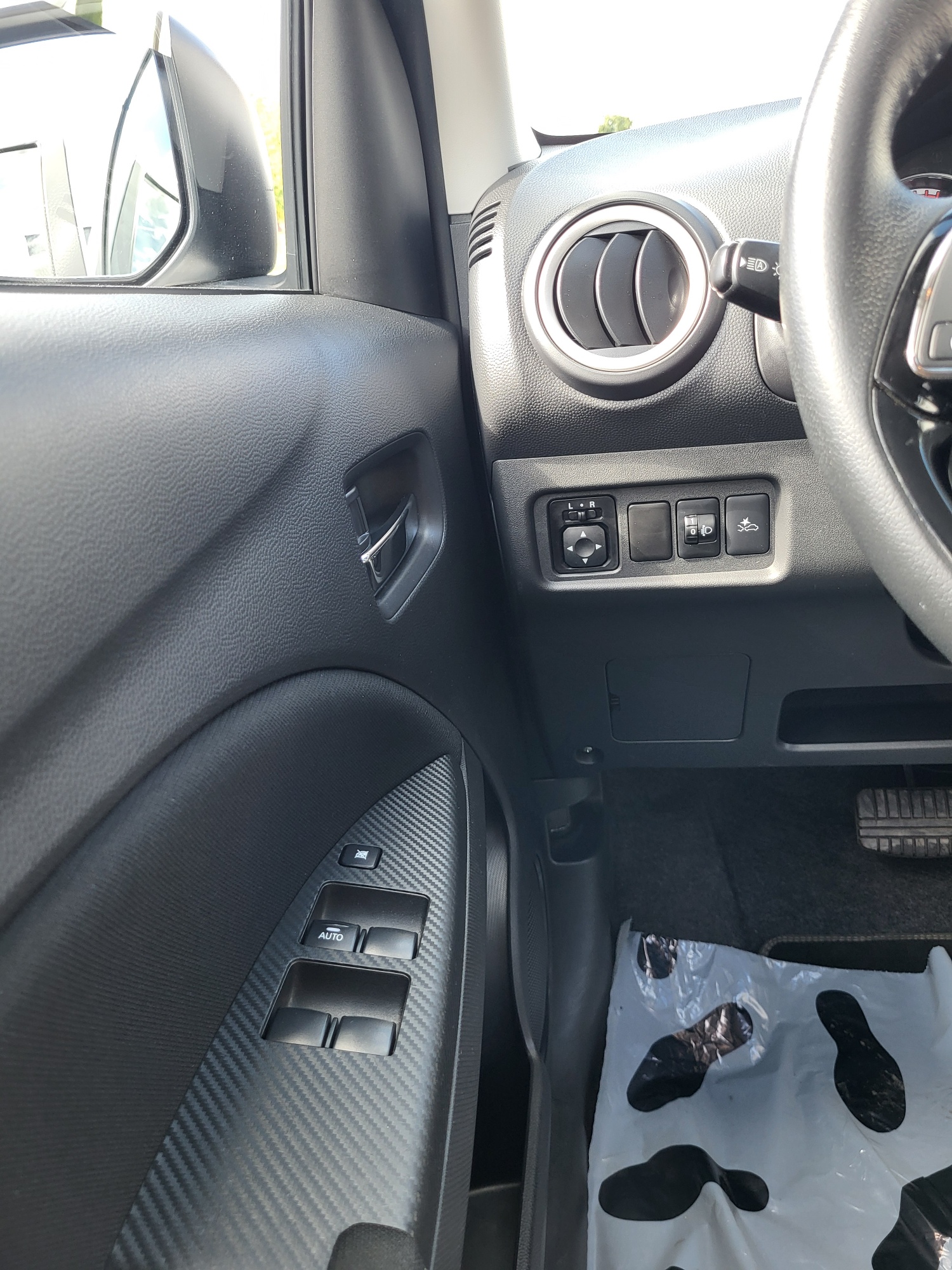 MITSUBISHI Space Star 1.2 CVT Intense+-image-9