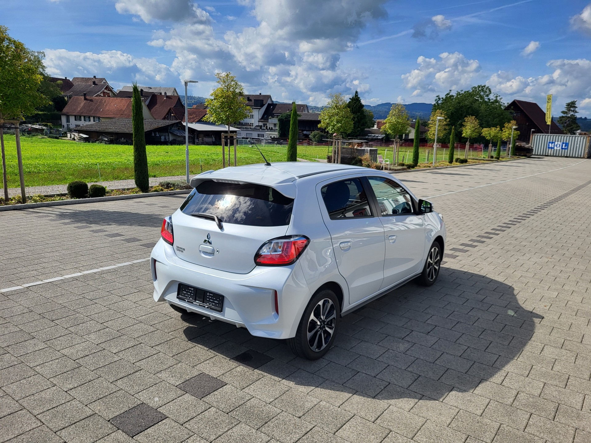 MITSUBISHI Space Star 1.2 CVT Intense+-image-2