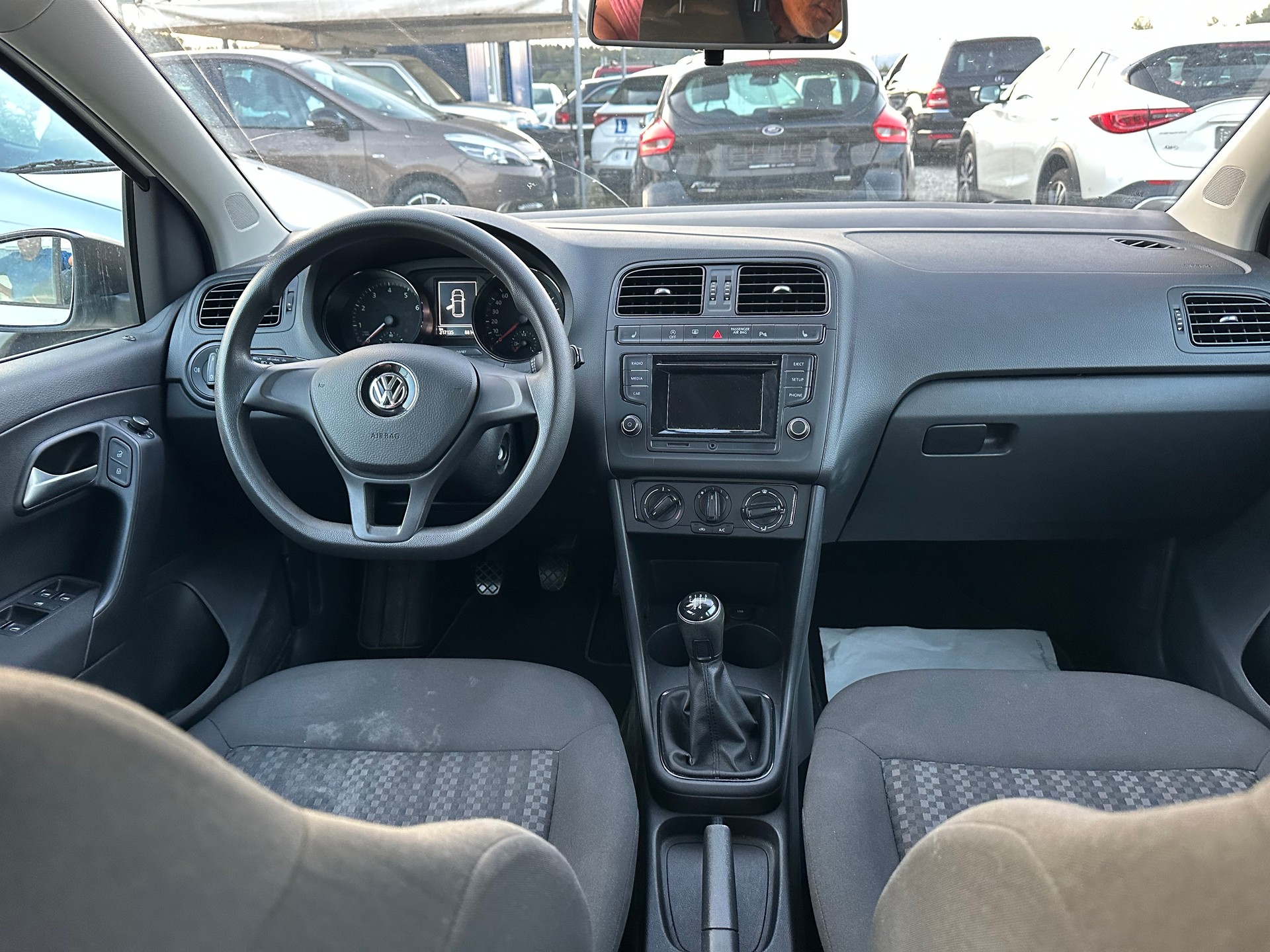 VW Polo 1.2 TSI BMT Comfortline-image-8