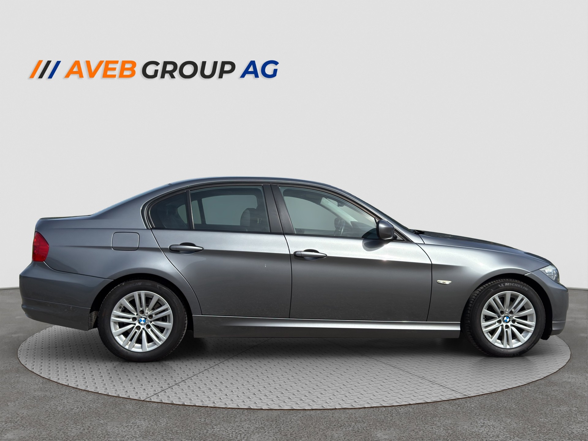 BMW 320i Steptronic | HERBSTAKTION đ | Sitzheizung | Lenkradheizung | 1-te Hand-image-6