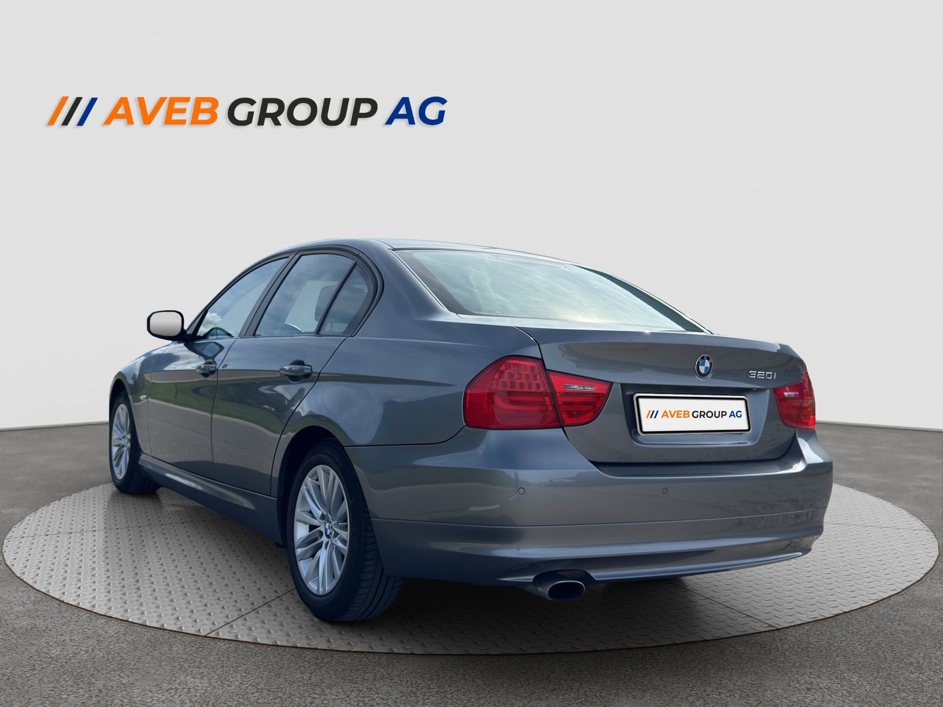 BMW 320i Steptronic | HERBSTAKTION đ | Sitzheizung | Lenkradheizung | 1-te Hand-image-3