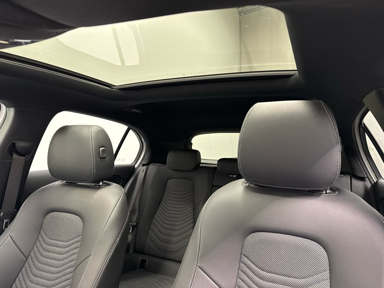 MERCEDES-BENZ A 200 Sportline DCT-image-6