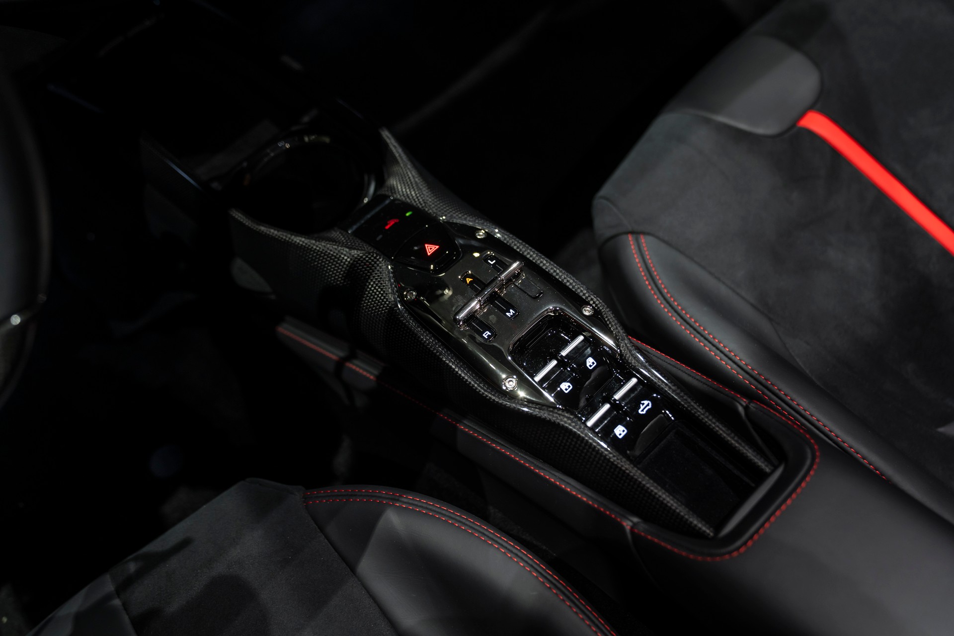 FERRARI SF90 Spider-image-17