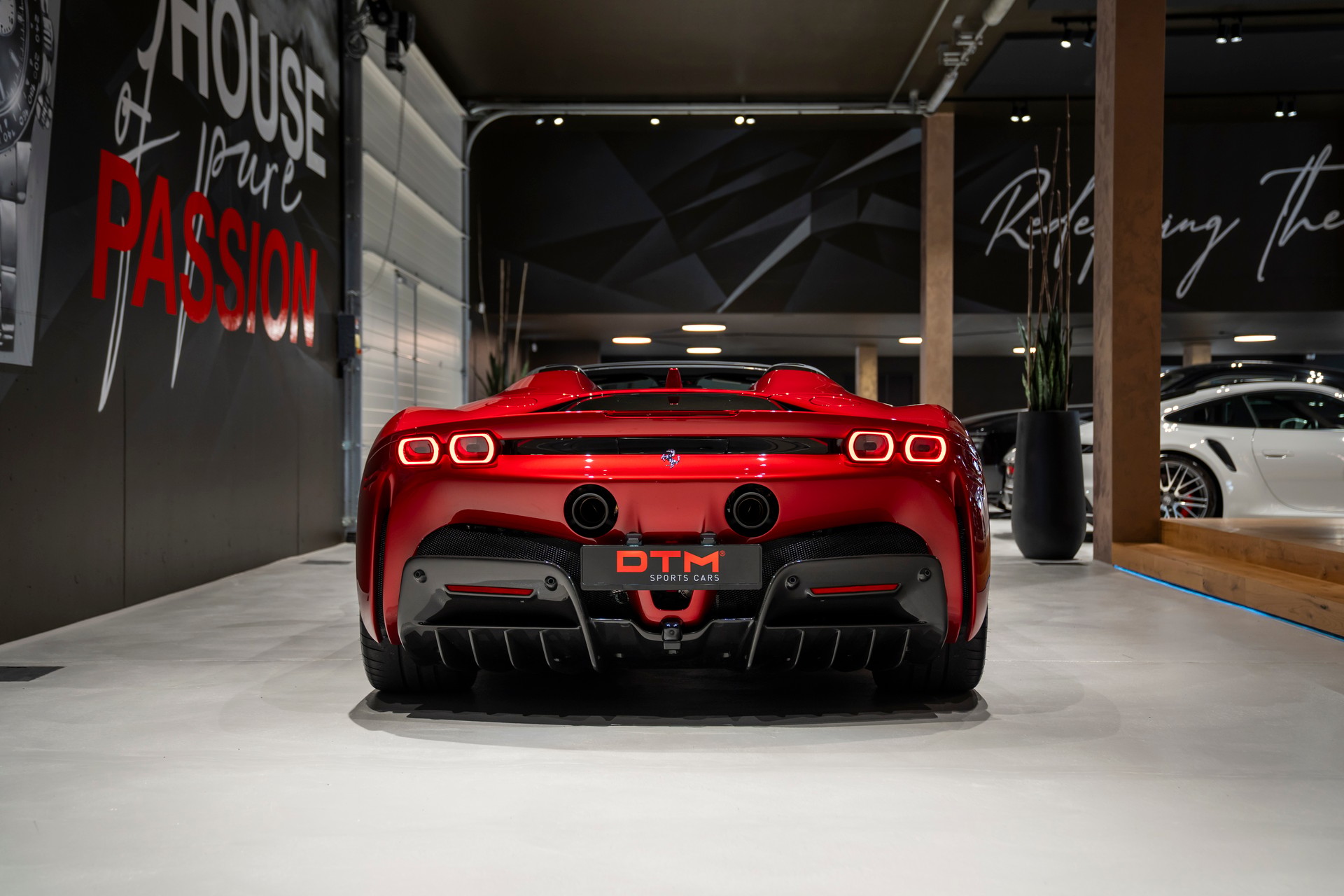 FERRARI SF90 Spider-image-3