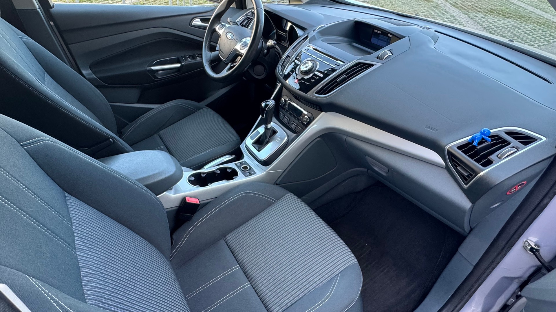 FORD C-Max 2.0 TDCi Titanium PowerShift-image-8