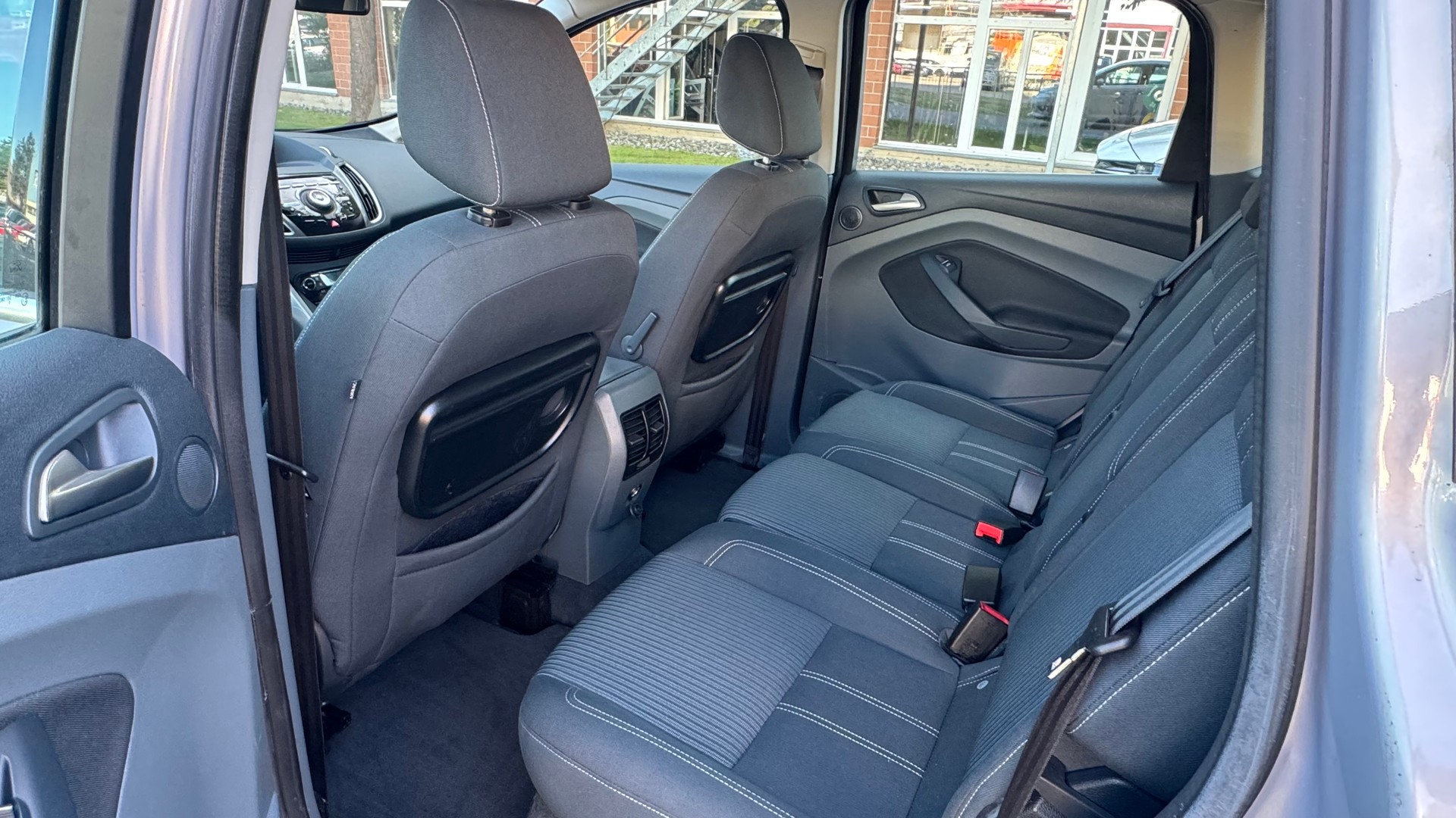 FORD C-Max 2.0 TDCi Titanium PowerShift-image-6