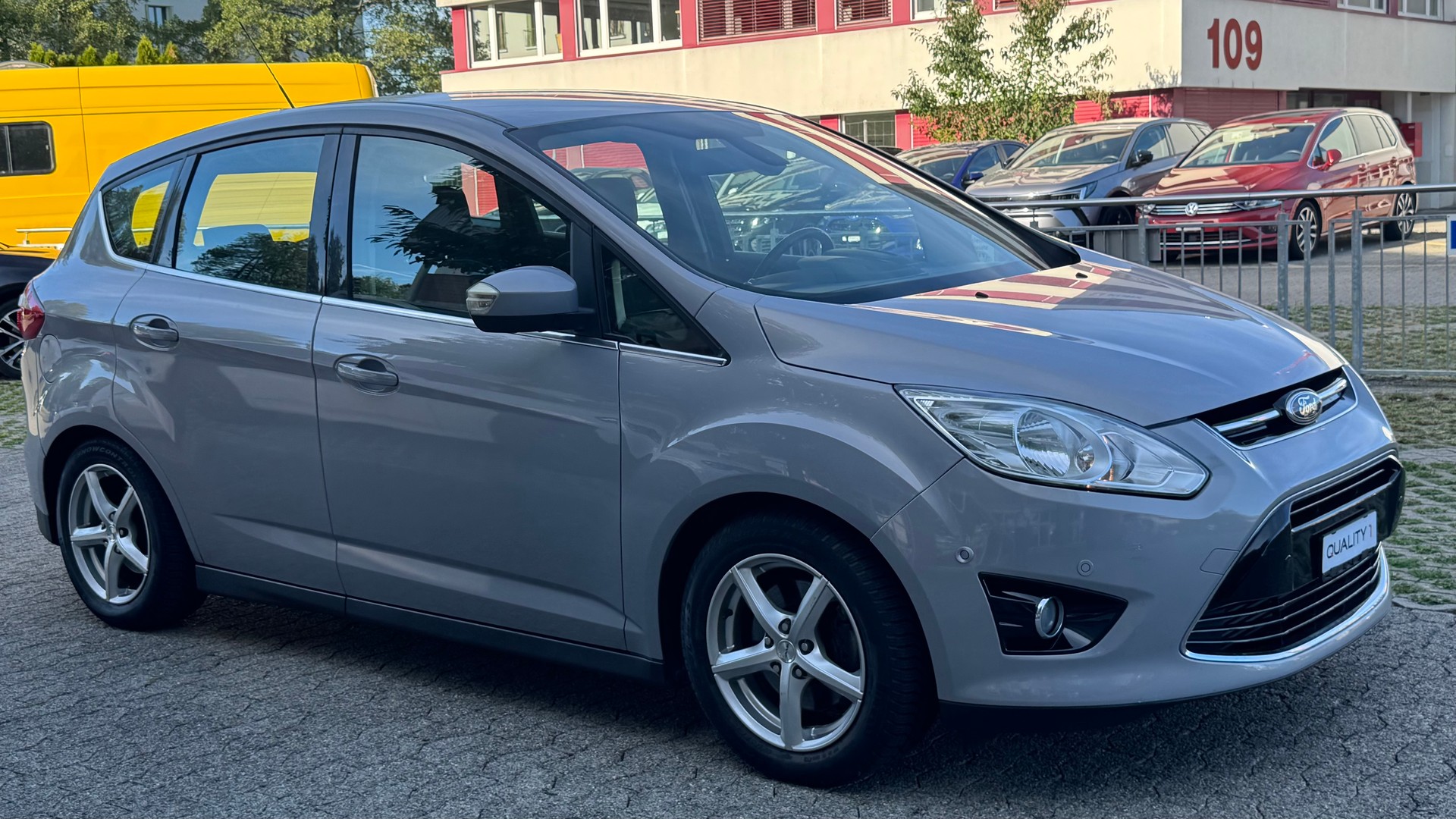 FORD C-Max 2.0 TDCi Titanium PowerShift-image-2