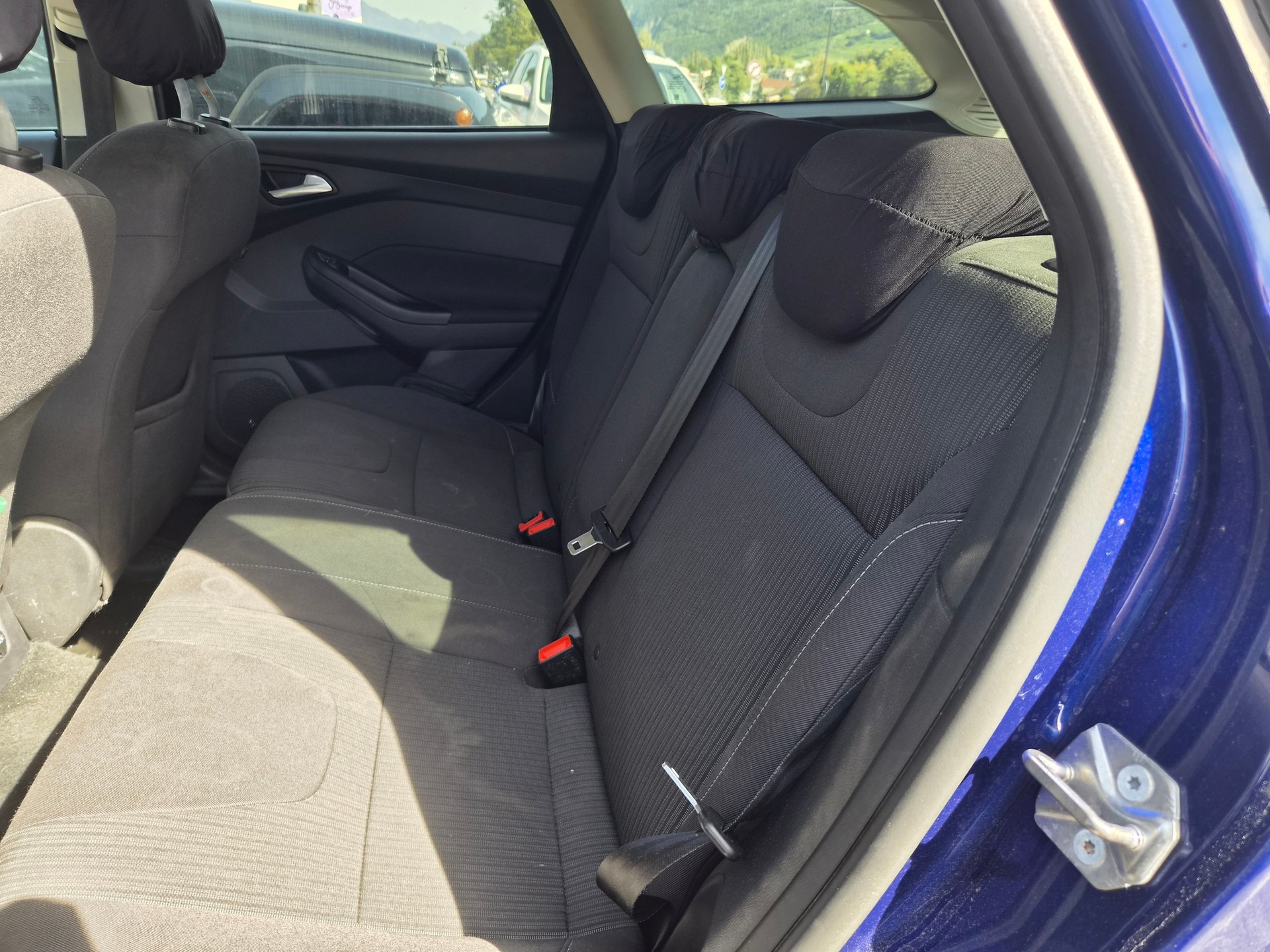 FORD Focus 1.6i VCT Titanium PowerShift-image-6