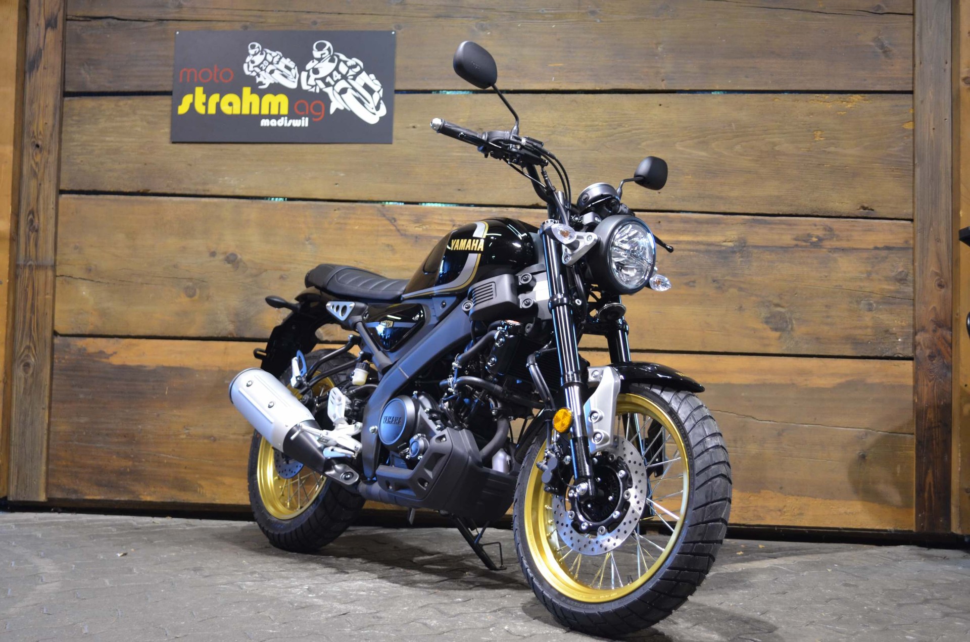 YAMAHA XSR 125 ABS Legacy