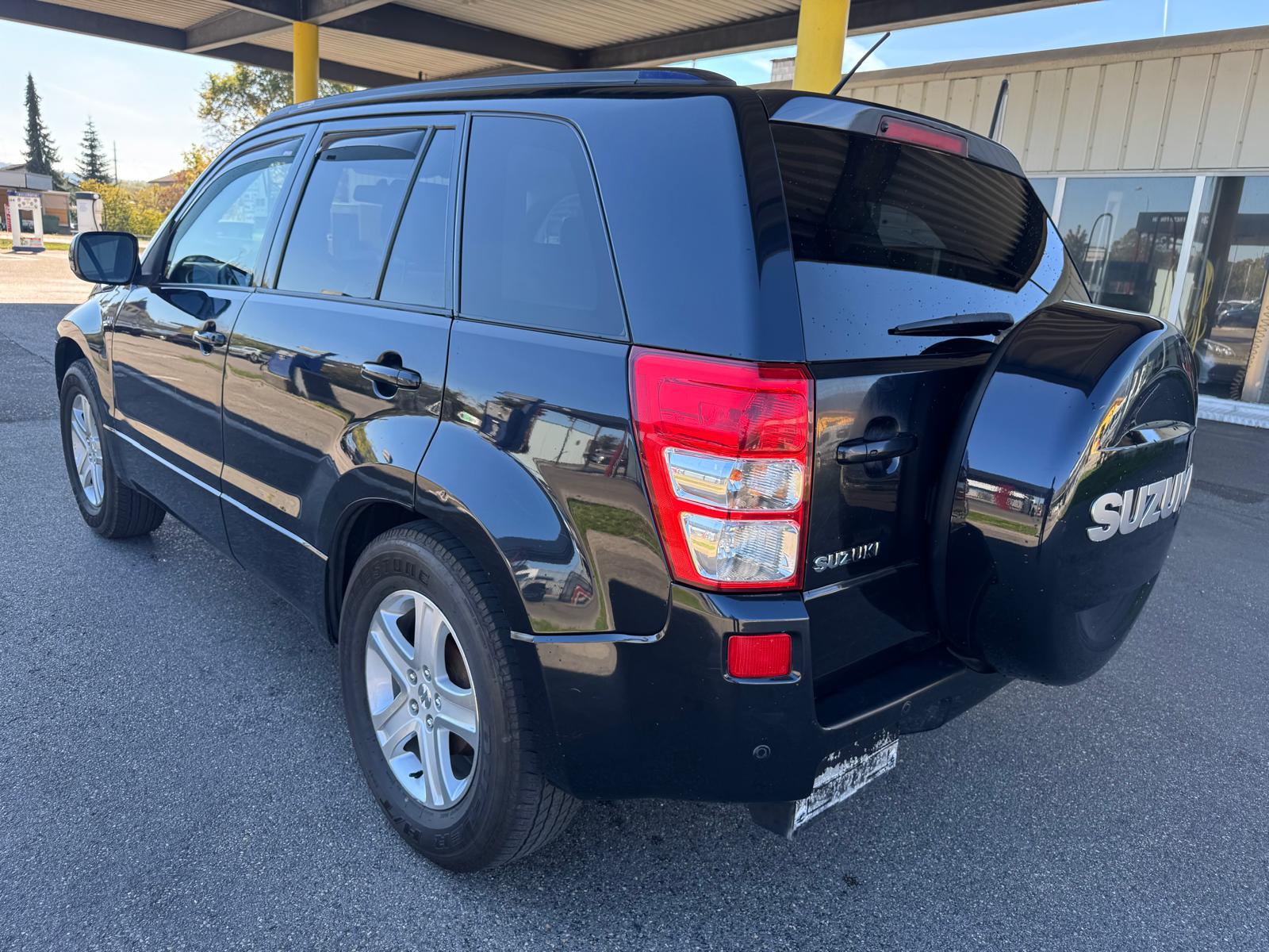 SUZUKI Grand Vitara 2.7 24V V6 Top-image-4