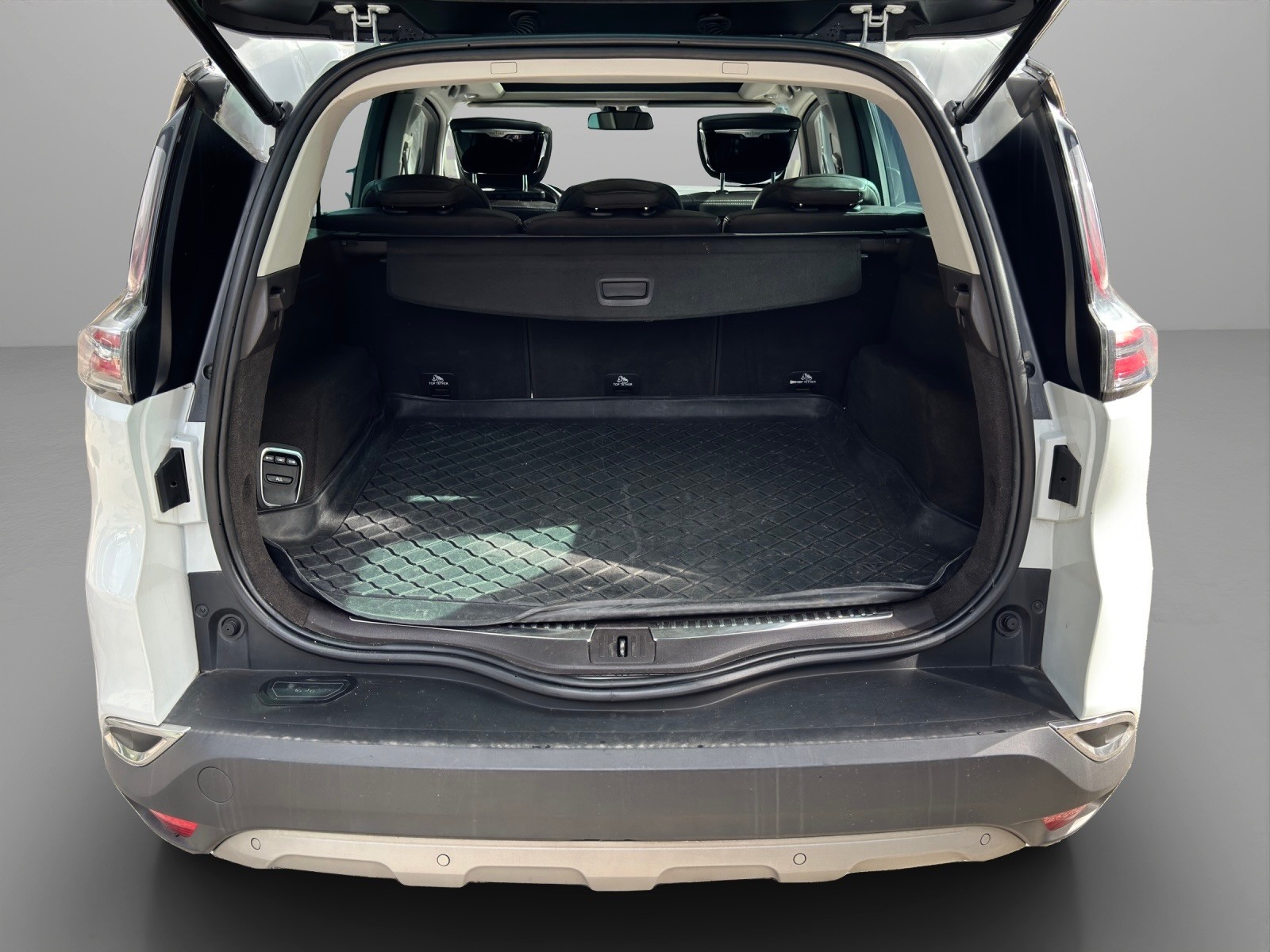 RENAULT Espace 1.6 dCi Initiale Paris EDC-image-11