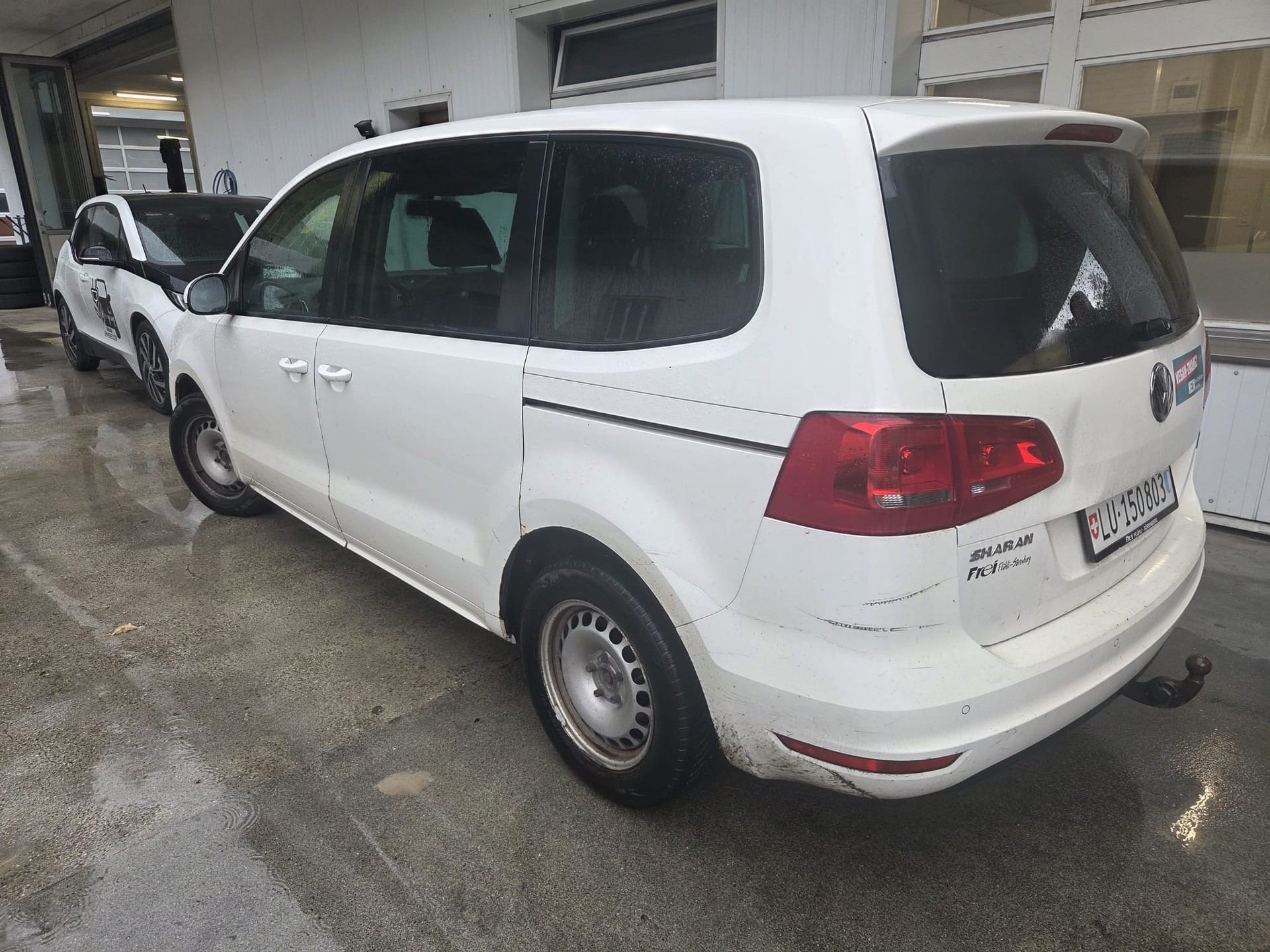 VW Sharan 2.0 TDI BMT Comfortline 4Motion-image-4