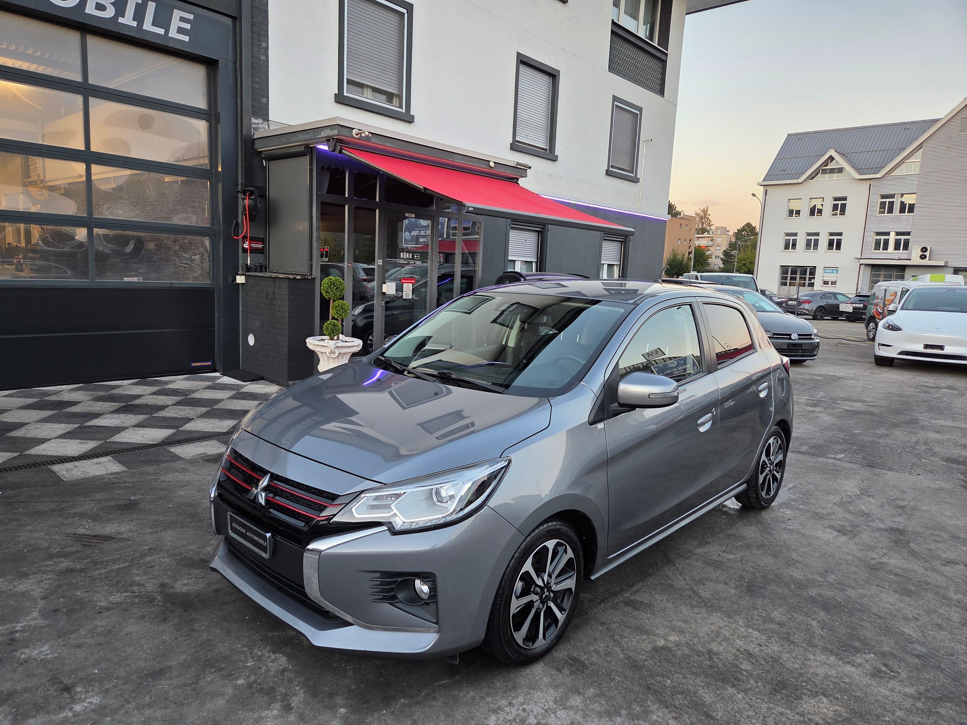 MITSUBISHI Space Star 1.2 Diamond CVT-image-2