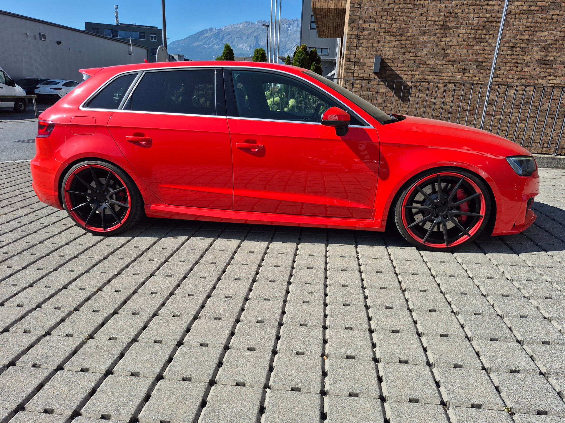 AUDI RS3 2.5 TSI quattro S-tronic-image-3