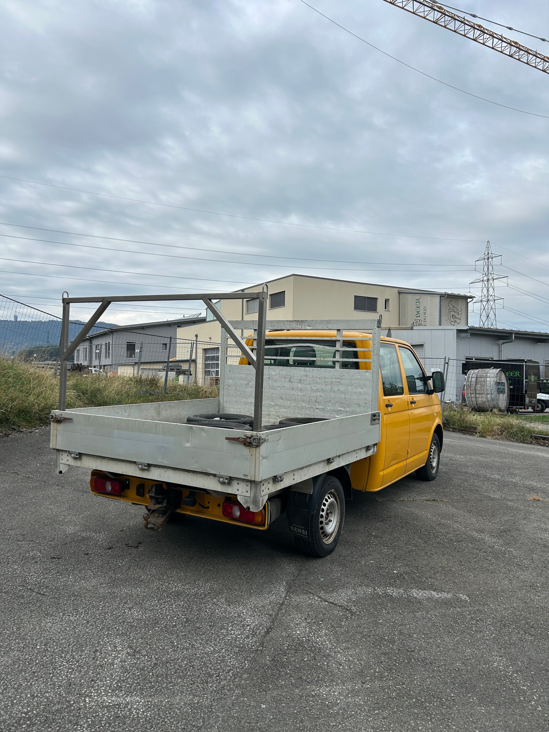 VW T5 2.0 TDI-image-3