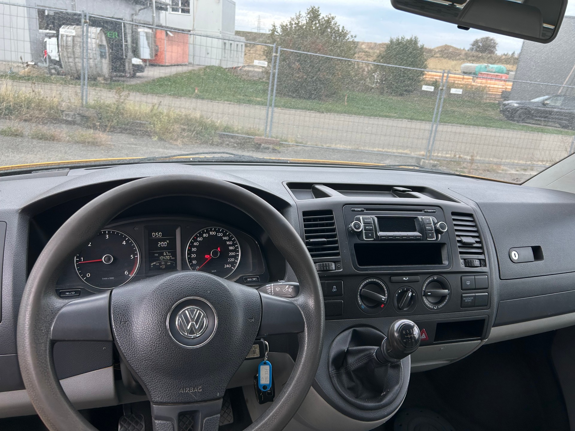VW T5 2.0 TDI-image-6