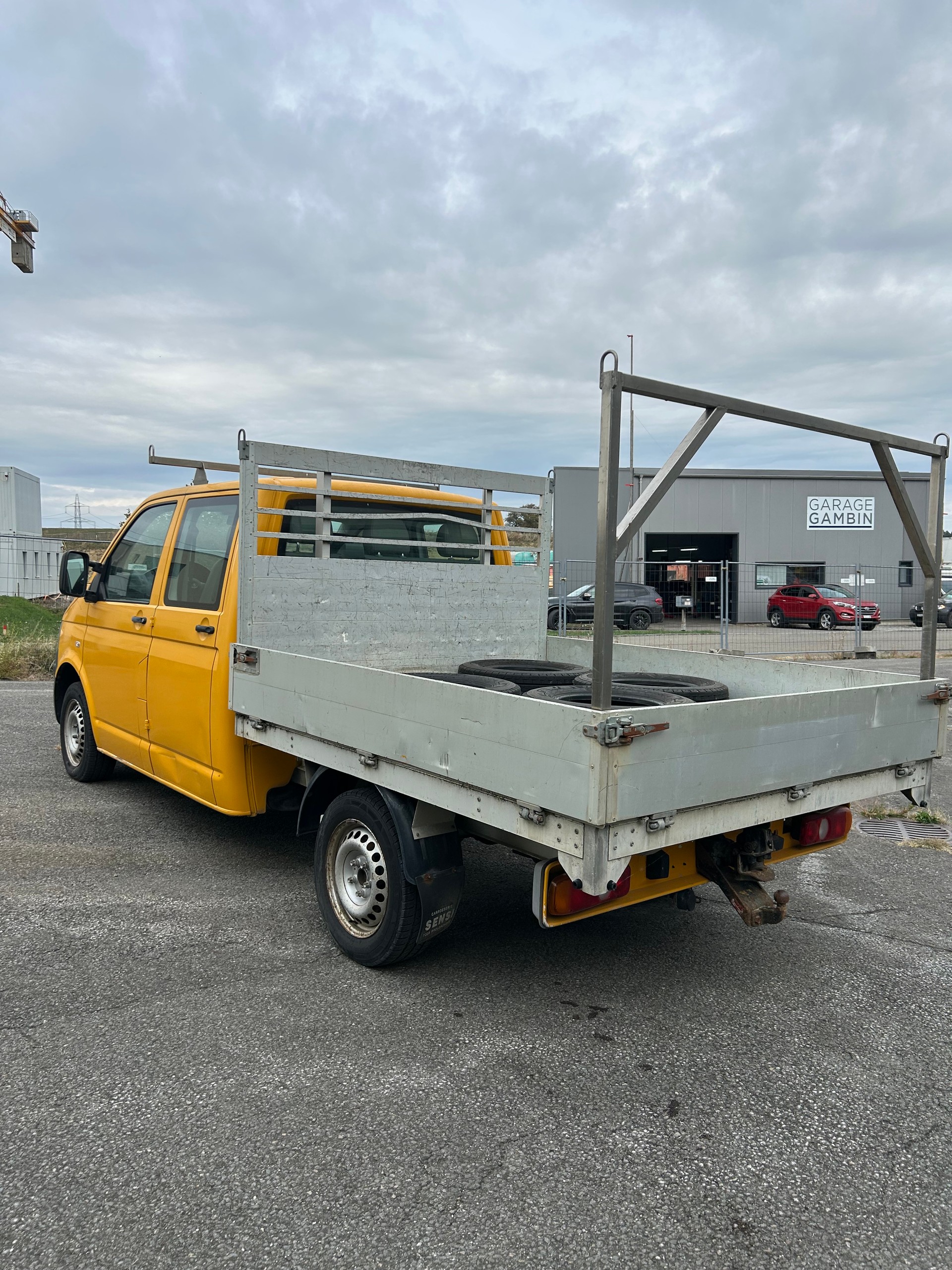 VW T5 2.0 TDI-image-4
