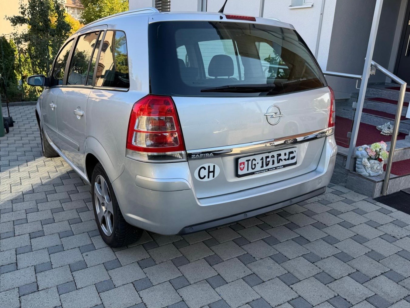 OPEL Zafira 2.2i 16V Sport Automatic-image-3