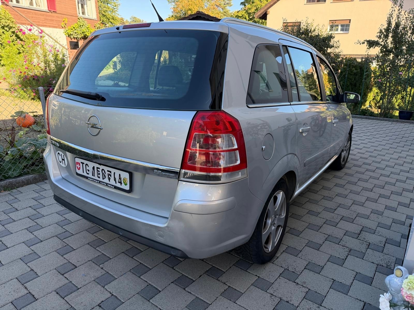 OPEL Zafira 2.2i 16V Sport Automatic-image-4