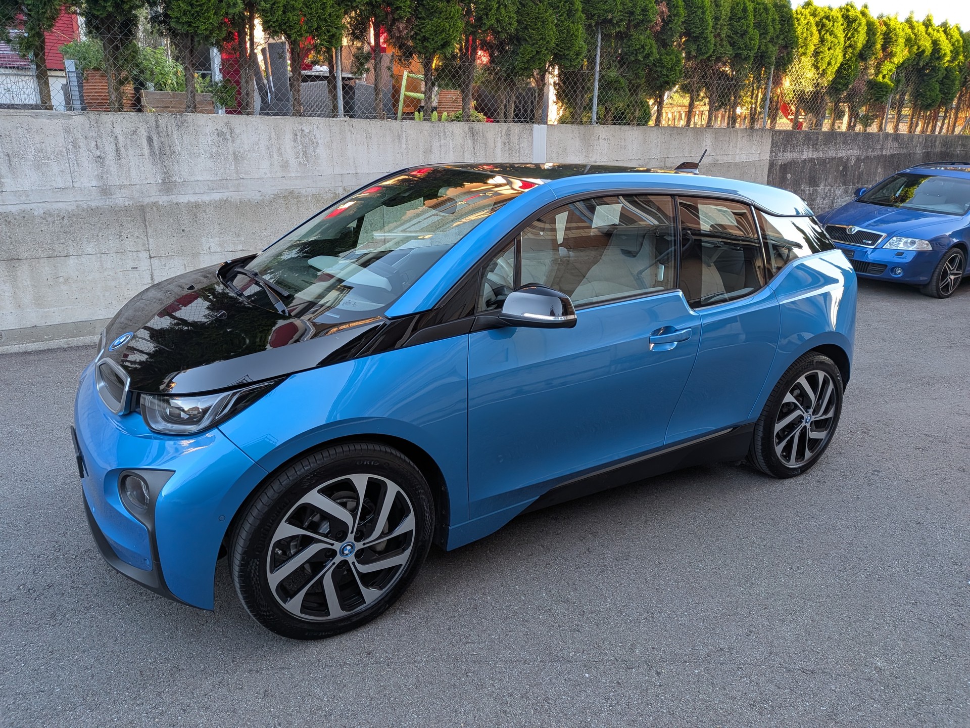 BMW i3 (94Ah)-image-4