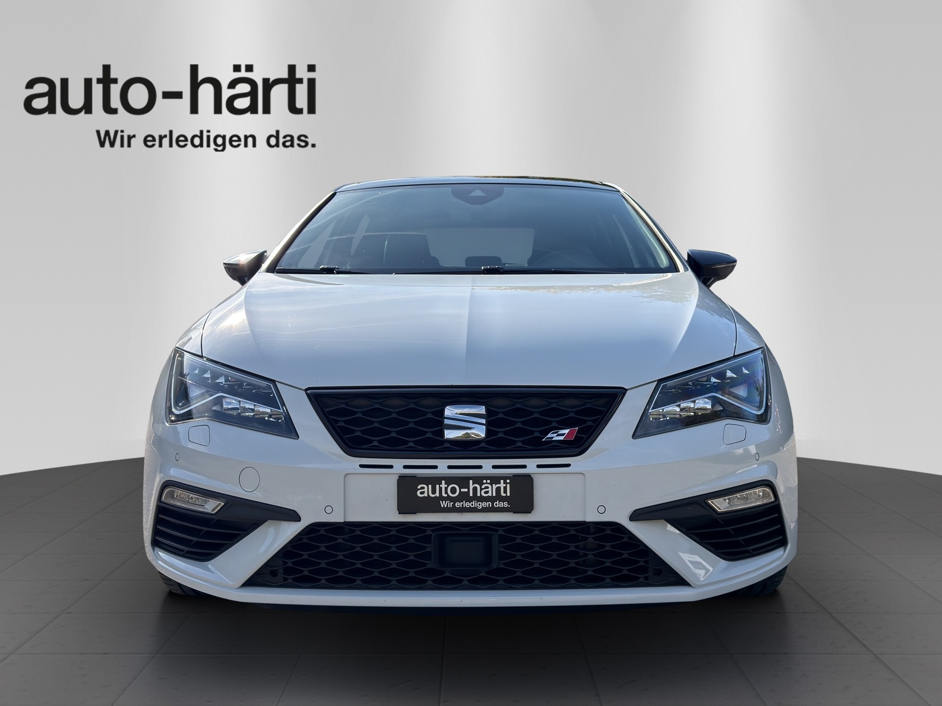 SEAT Leon 2.0 TSI Cupra 300-image-7