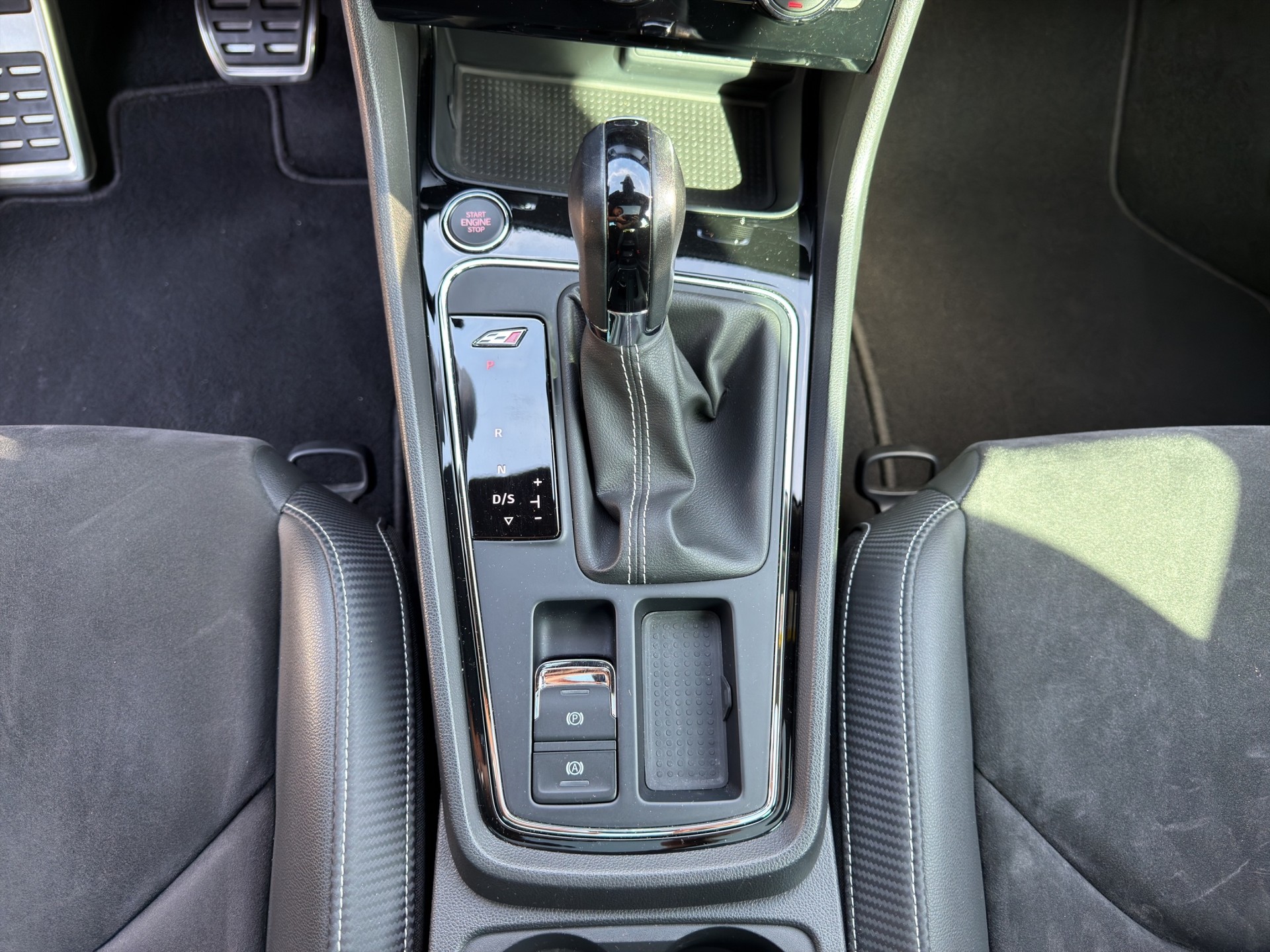 SEAT Leon 2.0 TSI Cupra 300-image-18