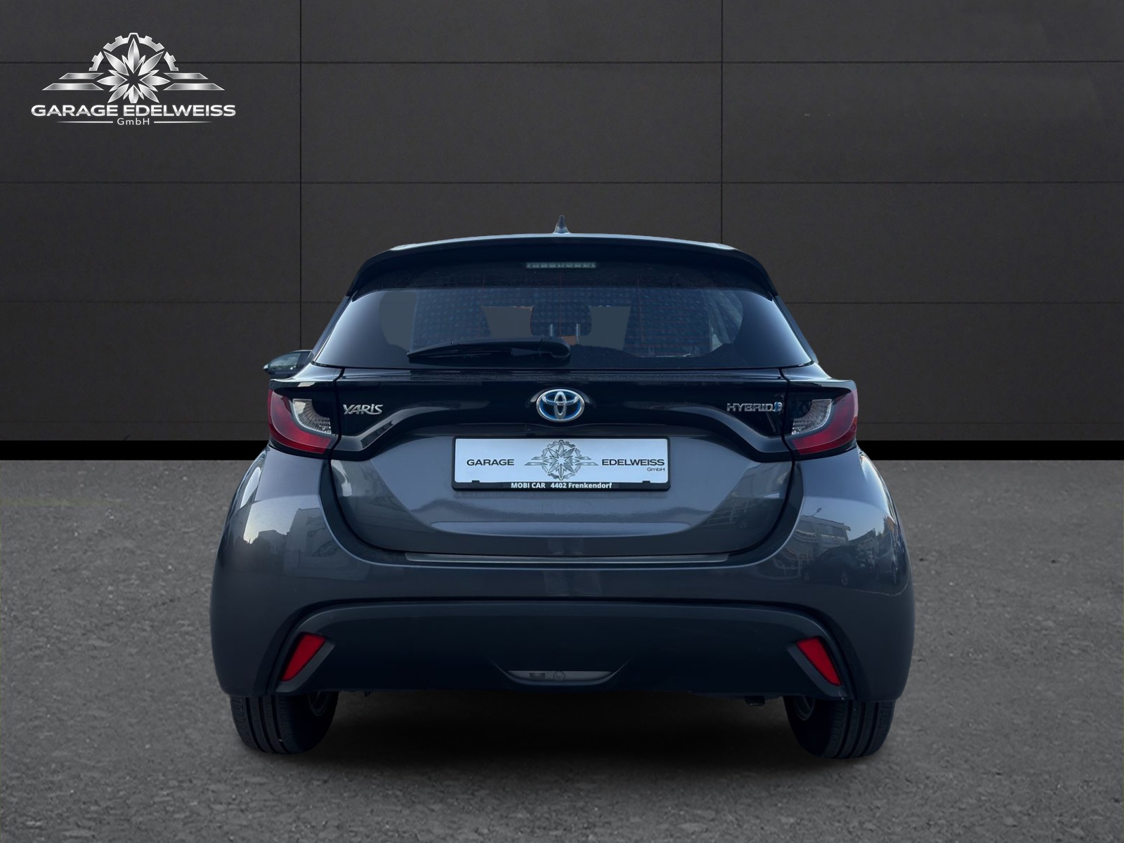 TOYOTA Yaris 1.5 Comfort e-CVT-image-3
