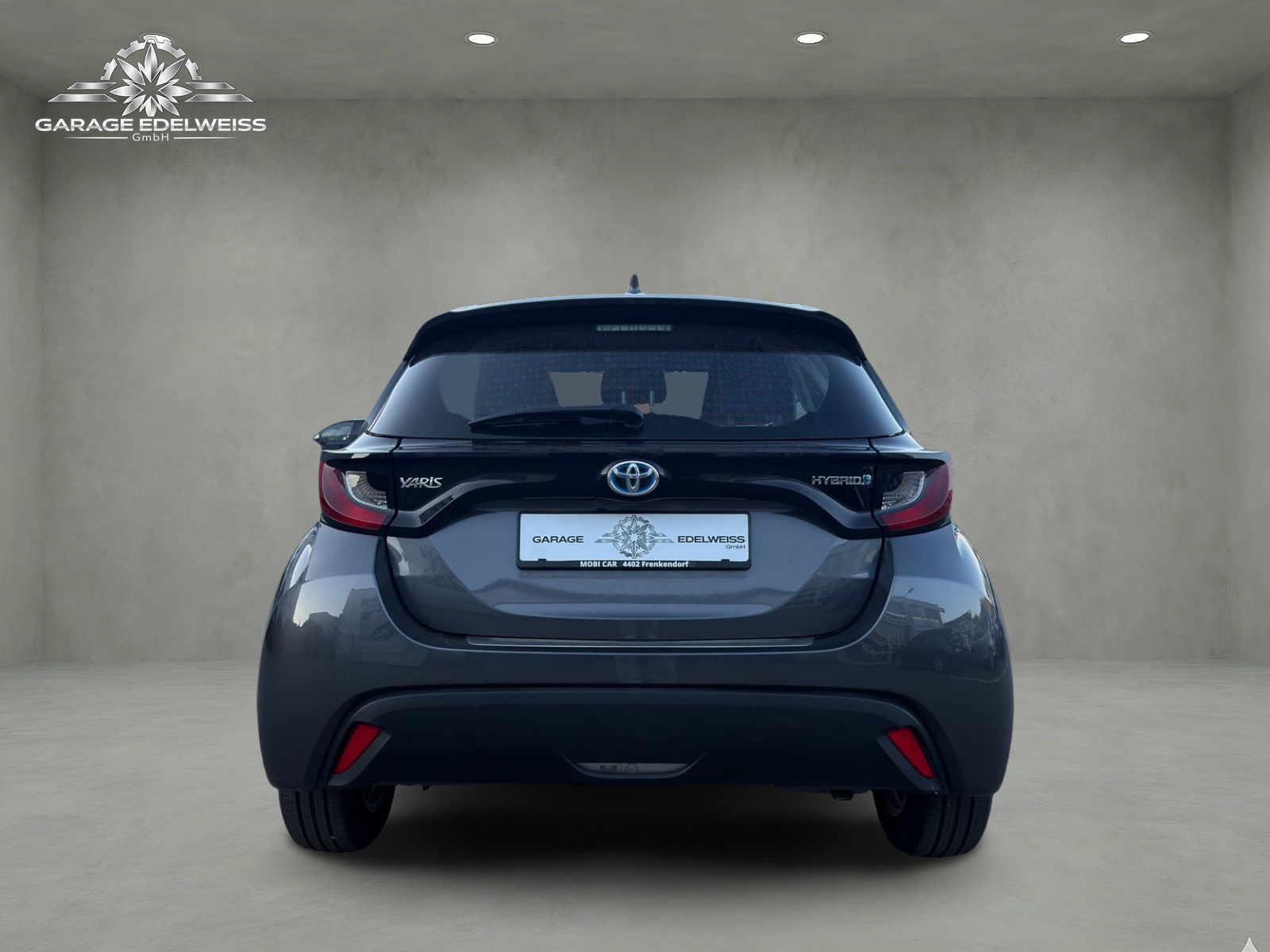 TOYOTA Yaris 1.5 Comfort e-CVT-showroom-element-3