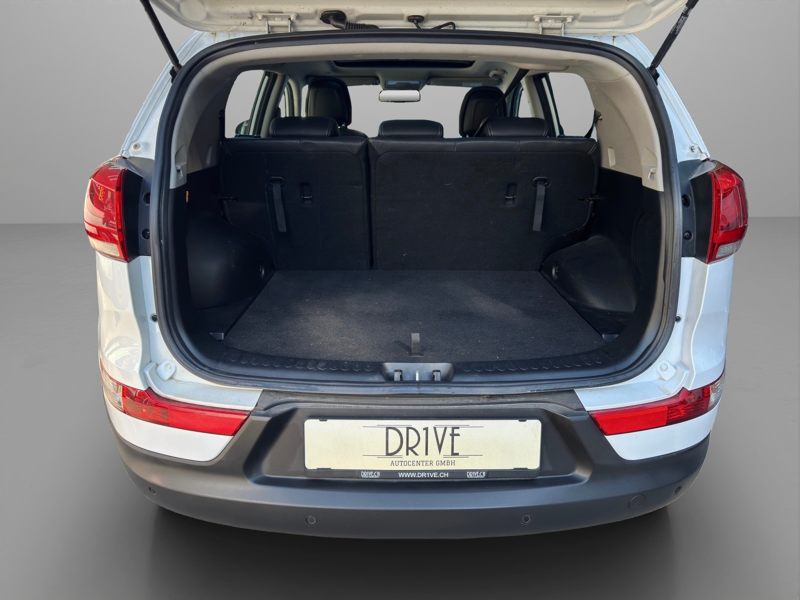 KIA Sportage 2.0 CRDi Trend 4WD Automatic *Vollausstattung*-image-11
