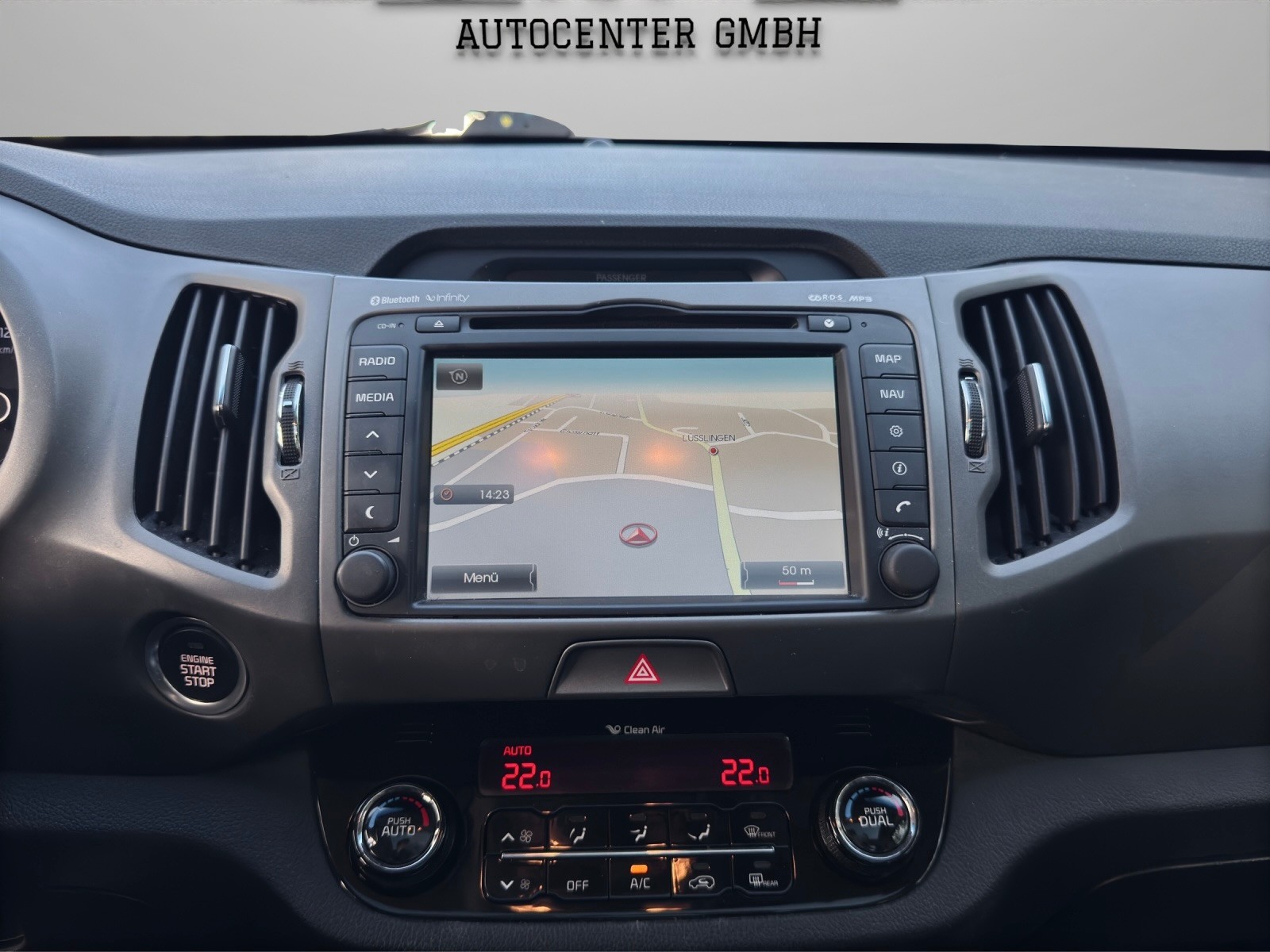 KIA Sportage 2.0 CRDi Trend 4WD Automatic *Vollausstattung*-image-13