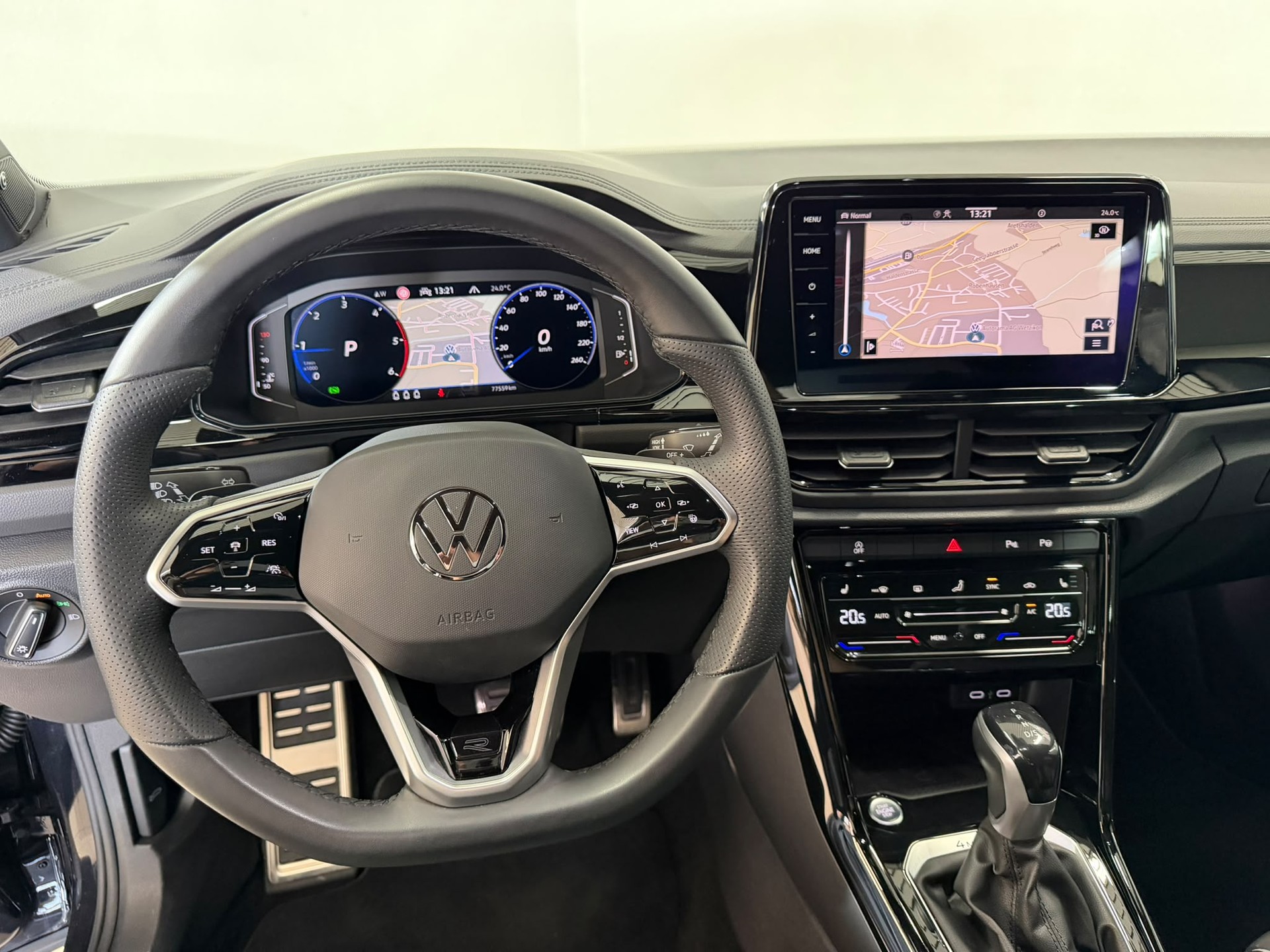 VW T-Roc 2.0 TDI SCR R-Line 4Motion DSG-image-6