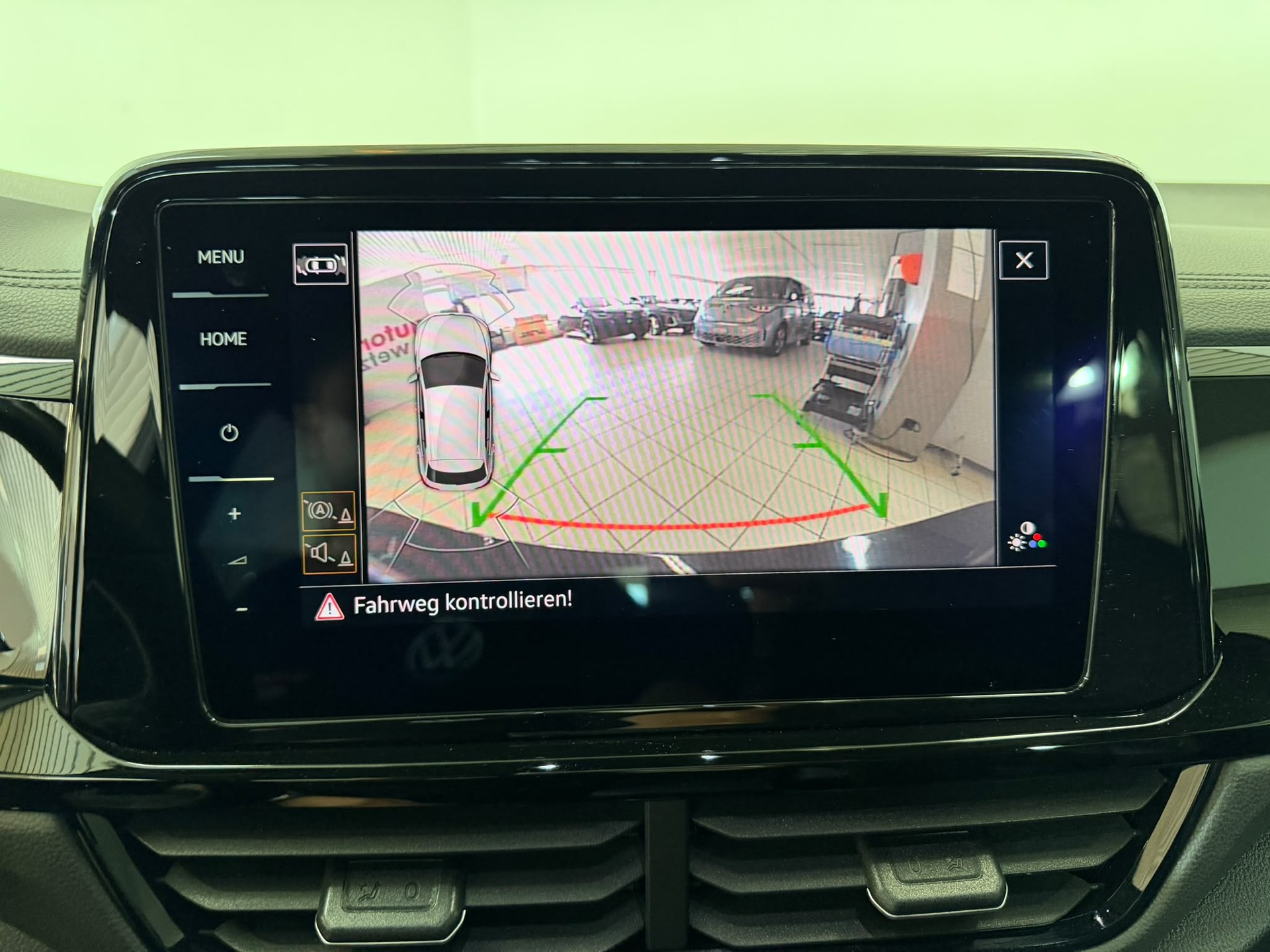 VW T-Roc 2.0 TDI SCR R-Line 4Motion DSG-image-11